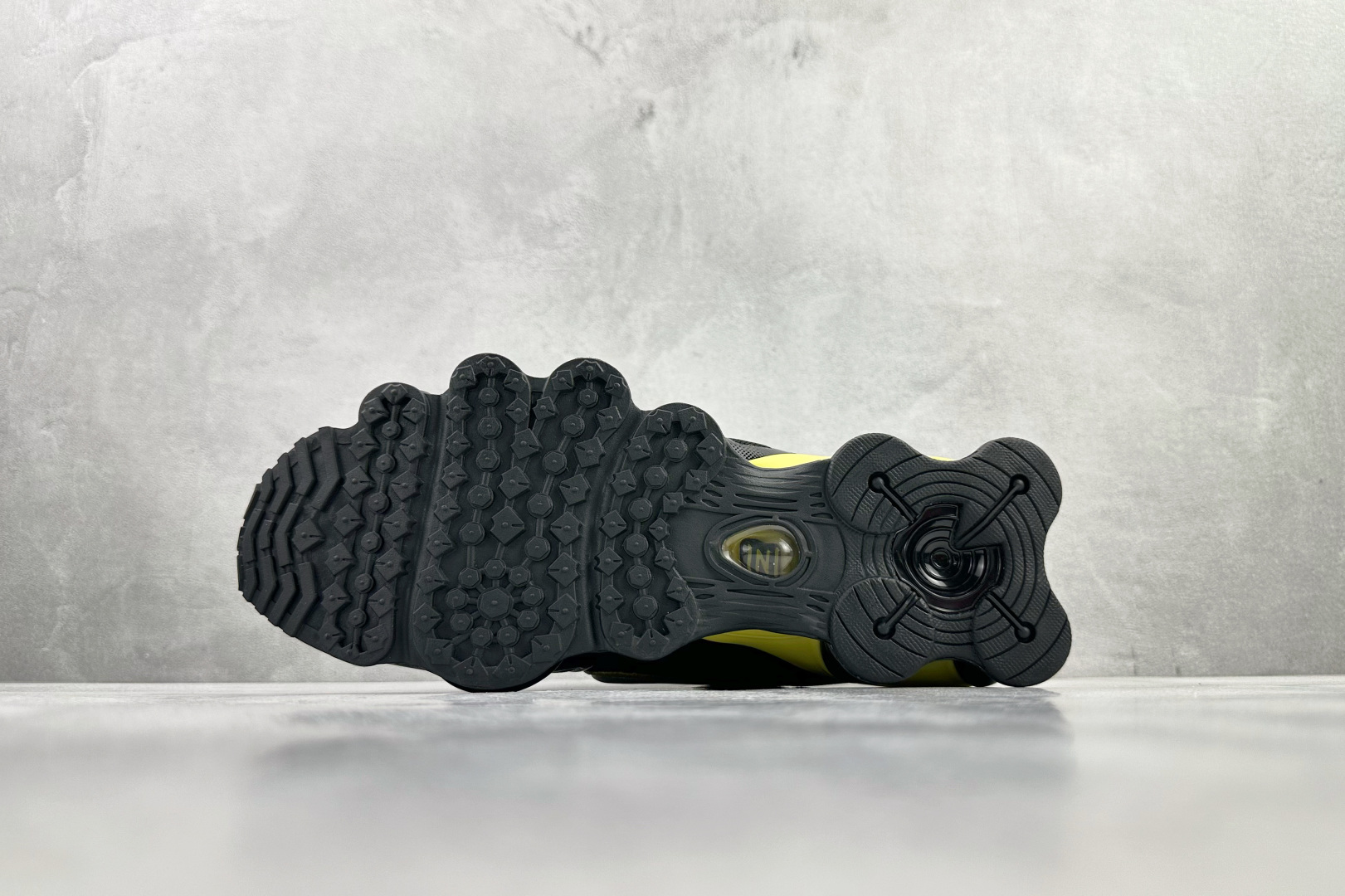 360 原版开发 Nike Shox TL系列 黑黄 CN0151-002-Chinese UA Cheap High Quatity Brand Clothes Bags handbags Sneakers wholesale wholesaler seller from China Factory suppliers Fashion Clothing Shoes best Quality Beautiful Price 360 原版开发 Nike Shox TL系列 黑黄 CN0151-002