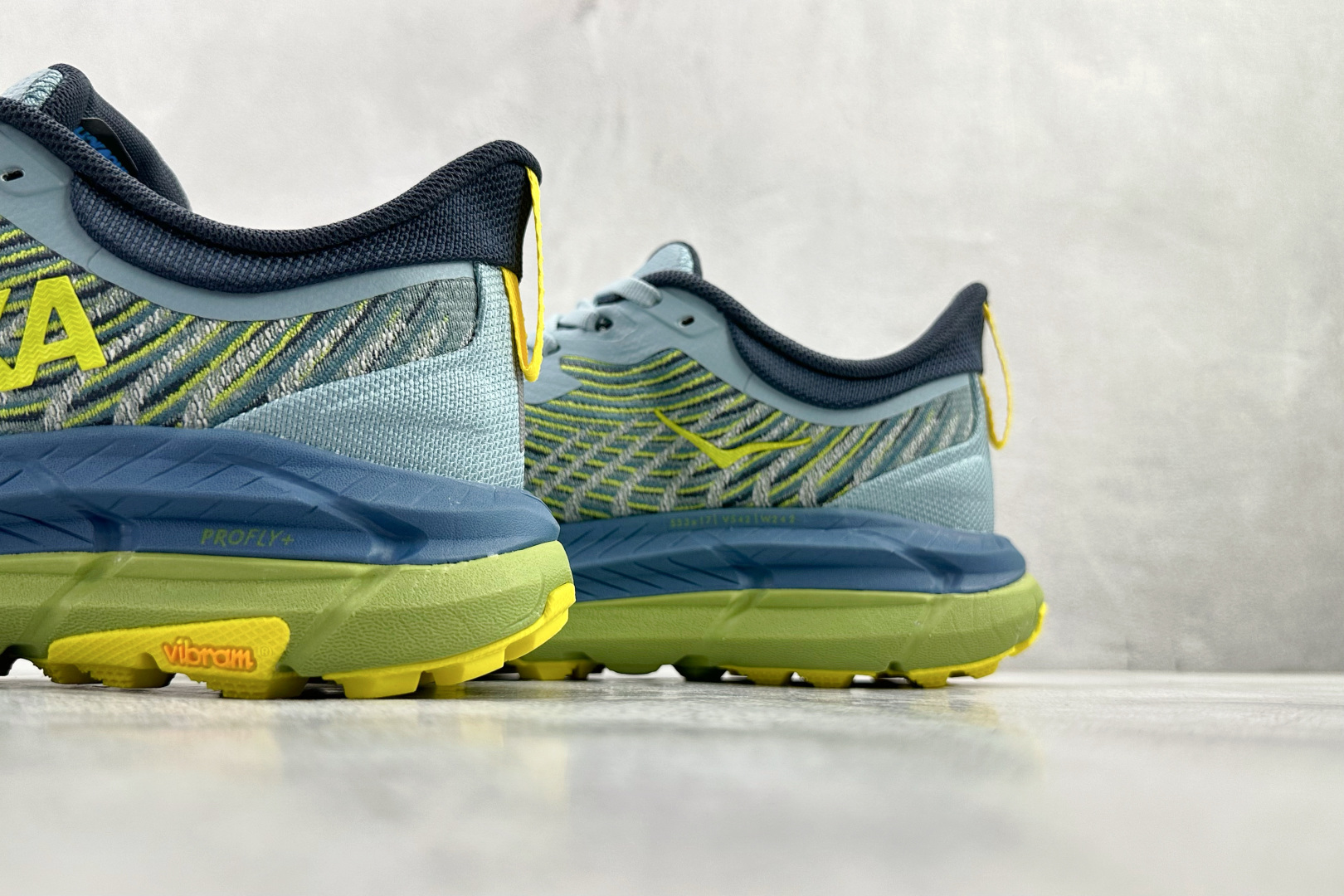 200 平台专供 HOKA ONE ONE Mafate Speed 4 蓝黄 1129930-SBDCT
