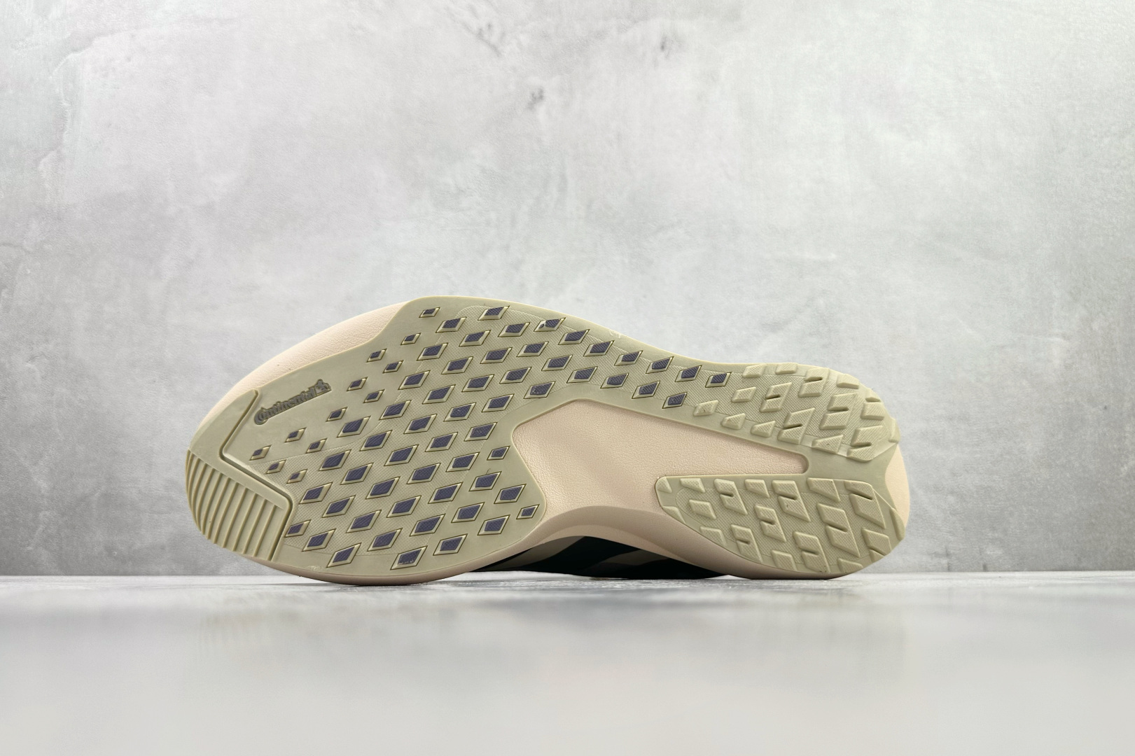 210 平台订单 adidas Adizero Evo SL ATR M 褐色 KK2719-Chinese UA Cheap High Quatity Brand Clothes Bags handbags Sneakers wholesale wholesaler seller from China Factory suppliers Fashion Clothing Shoes best Quality Beautiful Price 210 平台订单 adidas Adizero Evo SL ATR M 褐色 KK2719