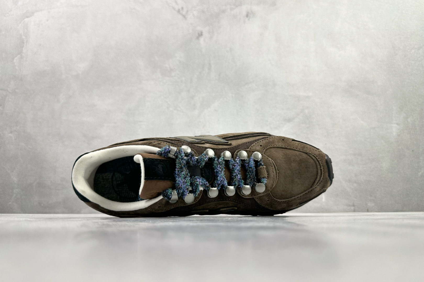 270 BASKETCASE x New Balance 204L 棕色 U204LBC1-Chinese UA Cheap High Quatity Brand Clothes Bags handbags Sneakers wholesale wholesaler seller from China Factory suppliers Fashion Clothing Shoes best Quality Beautiful Price 270 BASKETCASE x New Balance 204L 棕色 U204LBC1