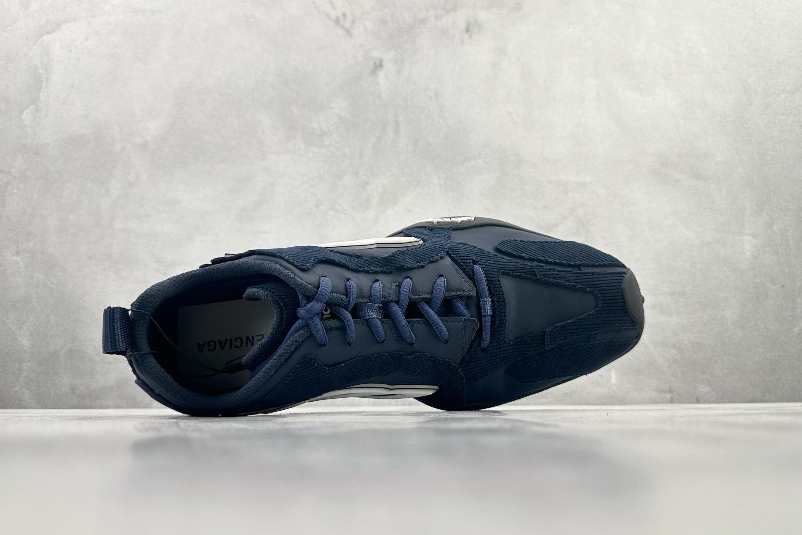 最新外贸批次 Balenciaga巴黎世家 Monday Ultra 蓝色 853505WMNDI