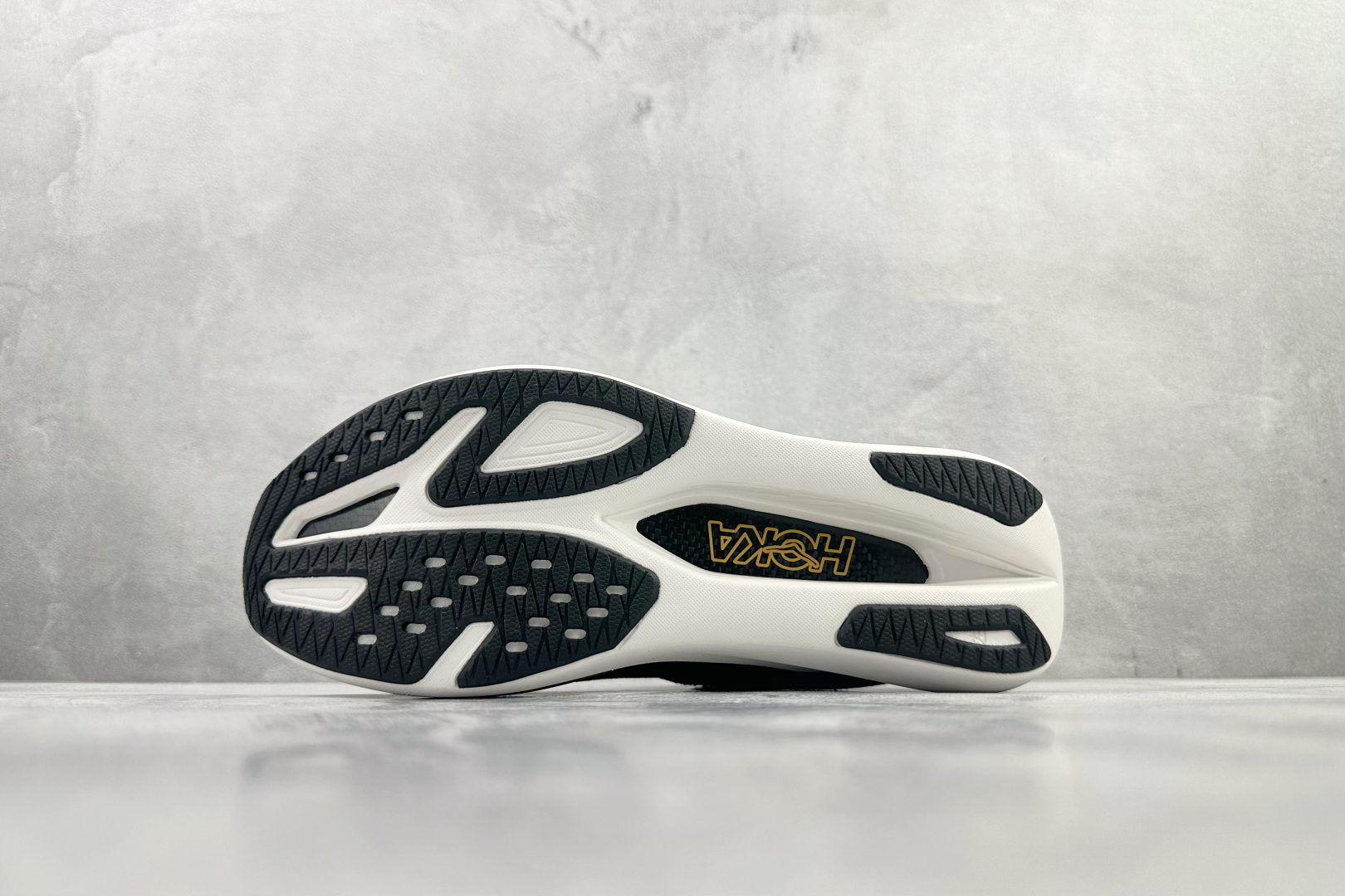230 平台专供 HOKA ONE ONE Rocket X 3 黑色 1168724-BKG