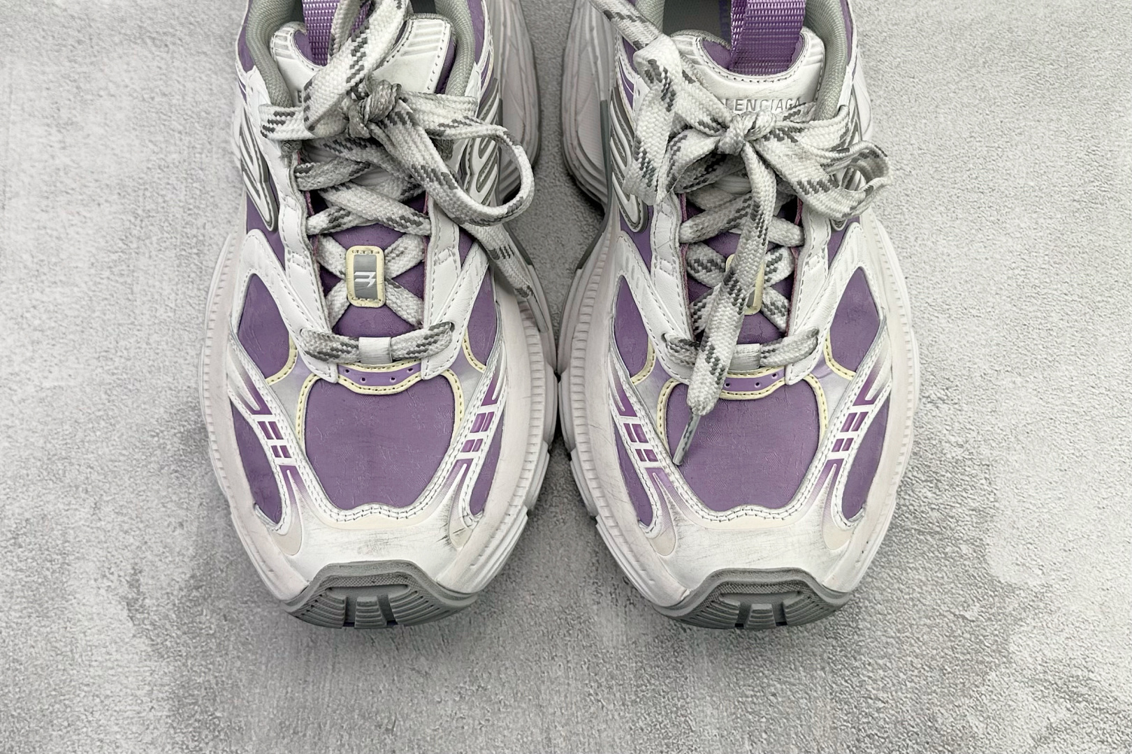 最新外贸批次 Balenciaga巴黎世家 6XL 白紫 815853W6XES-Top High Quatity Cheap Sneakers Fashion Clothing Clothes Bags handbags Shoes of all Brand wholesale With The best Quality And Beautiful Price from China Factory Chinese suppliers wholesaler seller 最新外贸批次 Balenciaga巴黎世家 6XL 白紫 815853W6XES