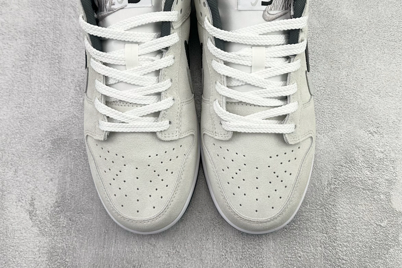 Nike Dunk Low Double Swoosh 白色 HV1800-101-Top High Quatity Cheap Sneakers Fashion Clothing Clothes Bags handbags Shoes of all Brand wholesale With The best Quality And Beautiful Price from China Factory Chinese suppliers wholesaler seller Nike Dunk Low Double Swoosh 白色 HV1800-101