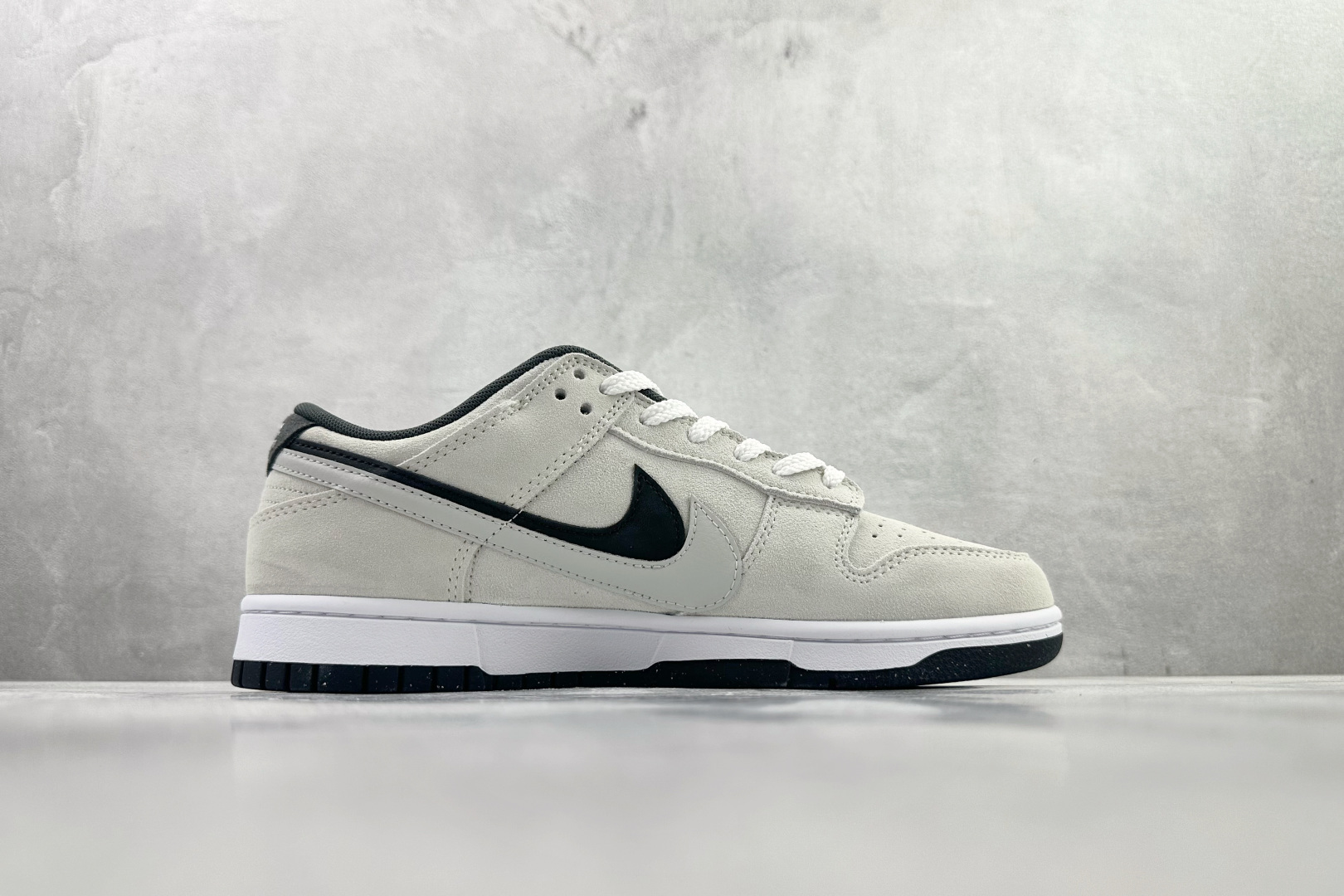 Nike Dunk Low Double Swoosh 白色 HV1800-101-Top High Quatity Cheap Sneakers Fashion Clothing Clothes Bags handbags Shoes of all Brand wholesale With The best Quality And Beautiful Price from China Factory Chinese suppliers wholesaler seller Nike Dunk Low Double Swoosh 白色 HV1800-101