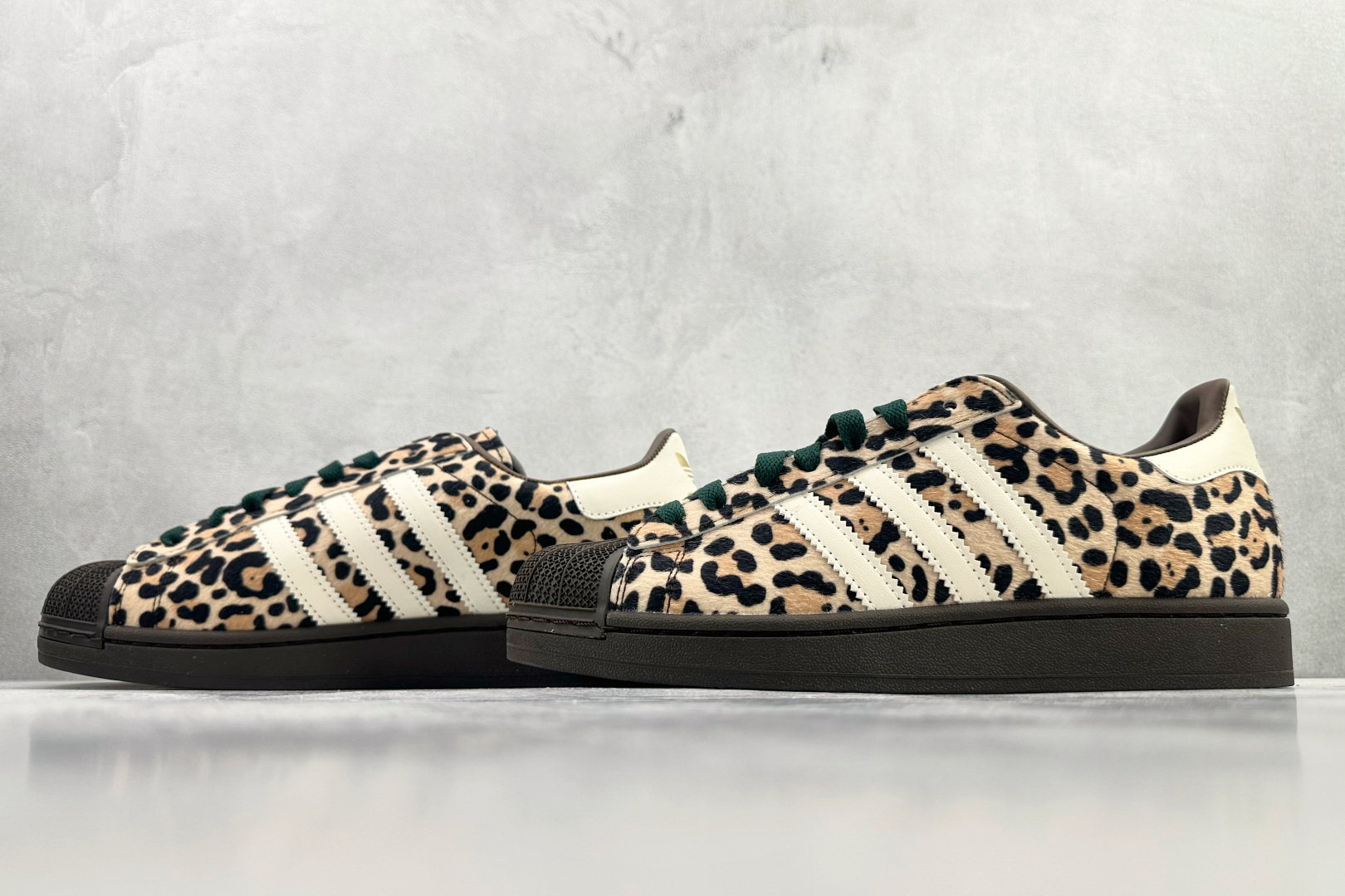 平台订单 adidas originals SUPER棕白 KI4203-Top High Quatity Cheap Sneakers Fashion Clothing Clothes Bags handbags Shoes of all Brand wholesale With The best Quality And Beautiful Price from China Factory Chinese suppliers wholesaler seller 平台订单 adidas originals SUPER棕白 KI4203