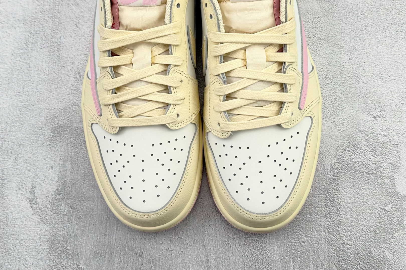 外贸指定认可版本 Travis Scott x Jordan Air Jordan 1 倒钩 柔粉色 IQ7604-100-Top High Quatity Cheap Sneakers Fashion Clothing Clothes Bags handbags Shoes of all Brand wholesale With The best Quality And Beautiful Price from China Factory Chinese suppliers wholesaler seller 外贸指定认可版本 Travis Scott x Jordan Air Jordan 1 倒钩 柔粉色 IQ7604-100