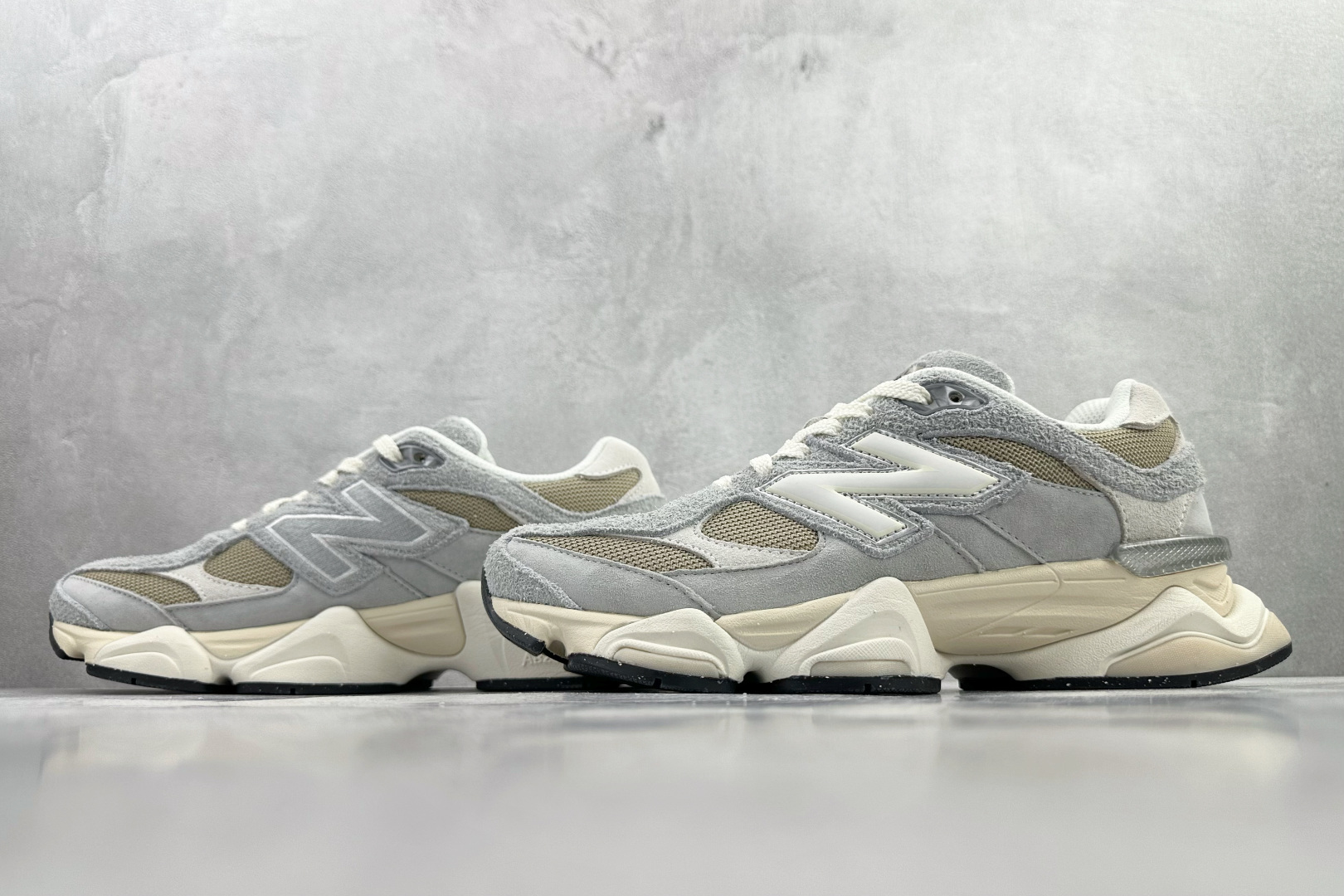 大厂出品 New Balance NB 9060 灰色 U9060440 大厂出品 New Balance NB 9060 灰色 U9060440
