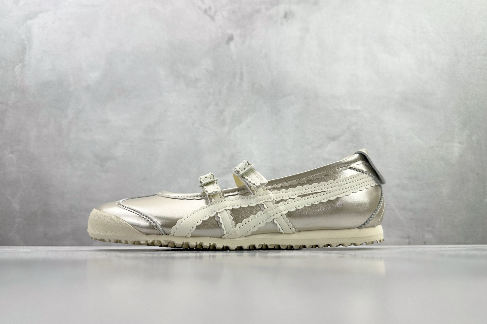 160 渠道特供 Onitsuka Tiger鬼塚虎 MEXICO 66 TGRS 金色 1182A708-250