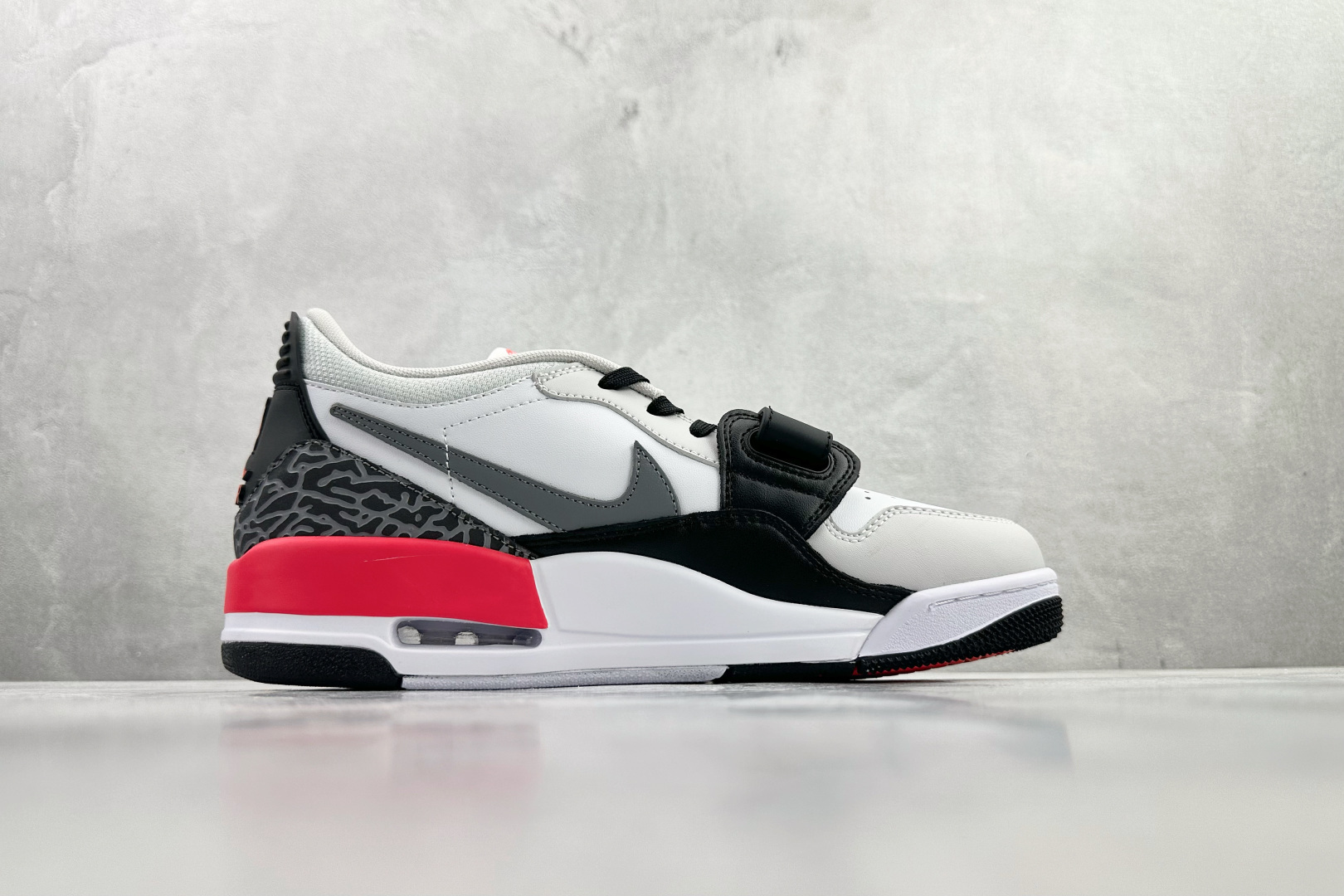 Jordan Air Jordan Legacy 312 白红 CD7069-113-Top High Quatity Cheap Sneakers Fashion Clothing Clothes Bags handbags Shoes of all Brand wholesale With The best Quality And Beautiful Price from China Factory Chinese suppliers wholesaler seller Jordan Air Jordan Legacy 312 白红 CD7069-113