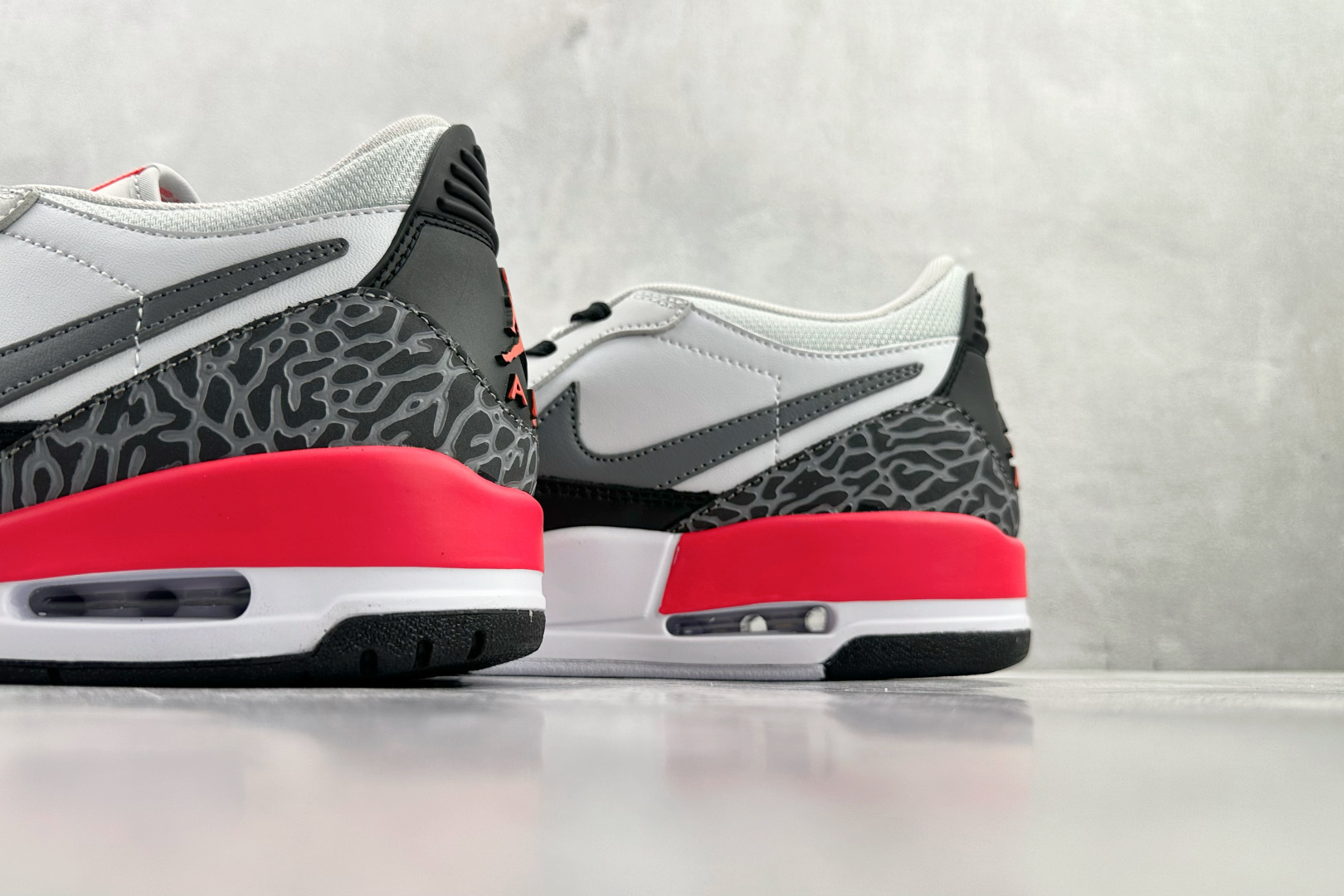 Jordan Air Jordan Legacy 312 白红 CD7069-113-Top High Quatity Cheap Sneakers Fashion Clothing Clothes Bags handbags Shoes of all Brand wholesale With The best Quality And Beautiful Price from China Factory Chinese suppliers wholesaler seller Jordan Air Jordan Legacy 312 白红 CD7069-113