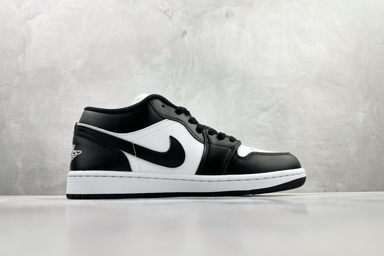 210 Jordan Air Jordan 1 ”Panda” 熊猫 黑白 DC0774-101-Chinese UA Cheap High Quatity Brand Clothes Bags handbags Sneakers wholesale wholesaler seller from China Factory suppliers Fashion Clothing Shoes best Quality Beautiful Price 210 Jordan Air Jordan 1 ”Panda” 熊猫 黑白 DC0774-101