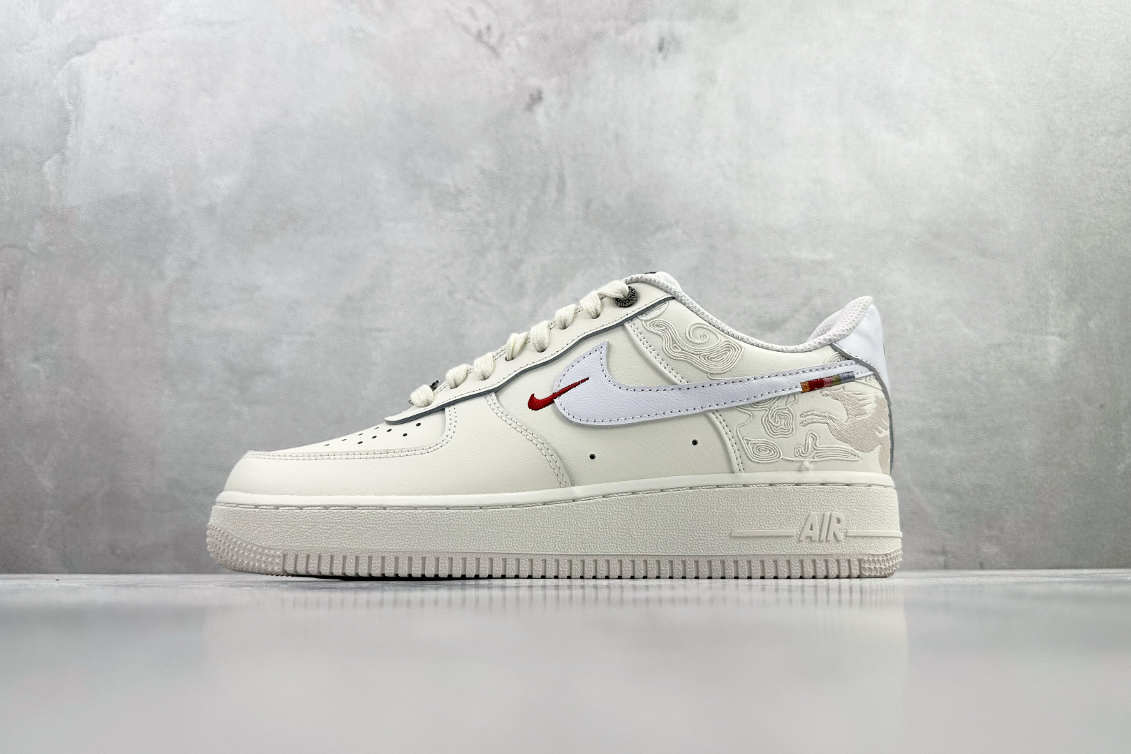 230 Nike Air Force 1 '07 Pegasus Pack 马年限定 CNY新年款 白色 IQ1119-011-Chinese UA Cheap High Quatity Brand Clothes Bags handbags Sneakers wholesale wholesaler seller from China Factory suppliers Fashion Clothing Shoes best Quality Beautiful Price 230 Nike Air Force 1 '07 Pegasus Pack 马年限定 CNY新年款 白色 IQ1119-011