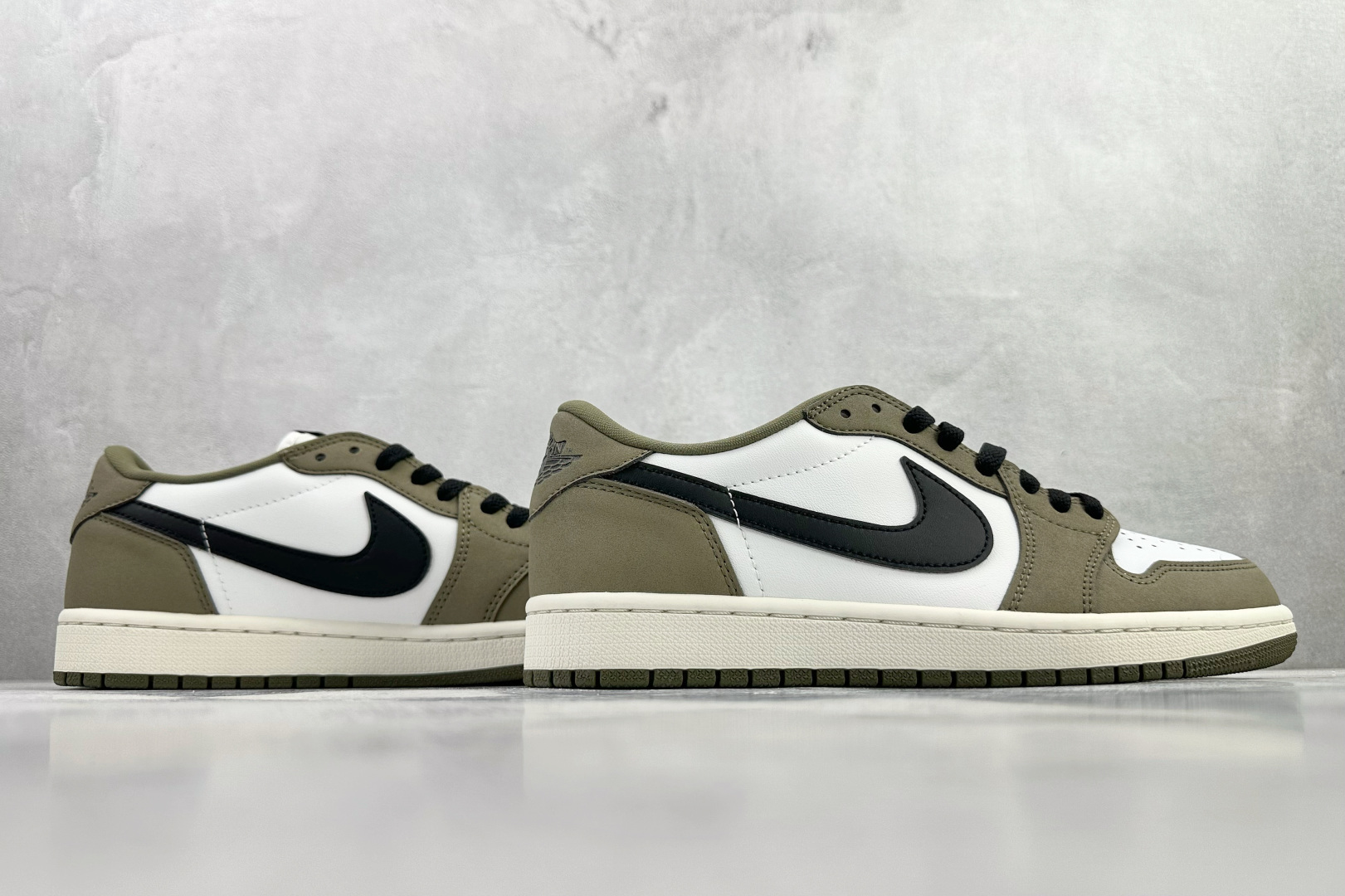 Jordan Air Jordan 1 Retro Low 橄榄绿 HQ6998-200-Top High Quatity Cheap Sneakers Fashion Clothing Clothes Bags handbags Shoes of all Brand wholesale With The best Quality And Beautiful Price from China Factory Chinese suppliers wholesaler seller Jordan Air Jordan 1 Retro Low 橄榄绿 HQ6998-200