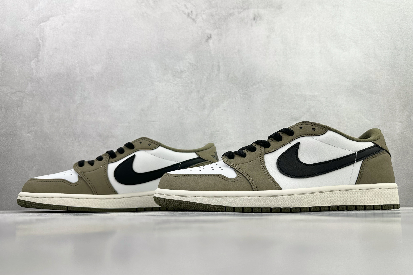 Jordan Air Jordan 1 Retro Low 橄榄绿 HQ6998-200-Top High Quatity Cheap Sneakers Fashion Clothing Clothes Bags handbags Shoes of all Brand wholesale With The best Quality And Beautiful Price from China Factory Chinese suppliers wholesaler seller Jordan Air Jordan 1 Retro Low 橄榄绿 HQ6998-200