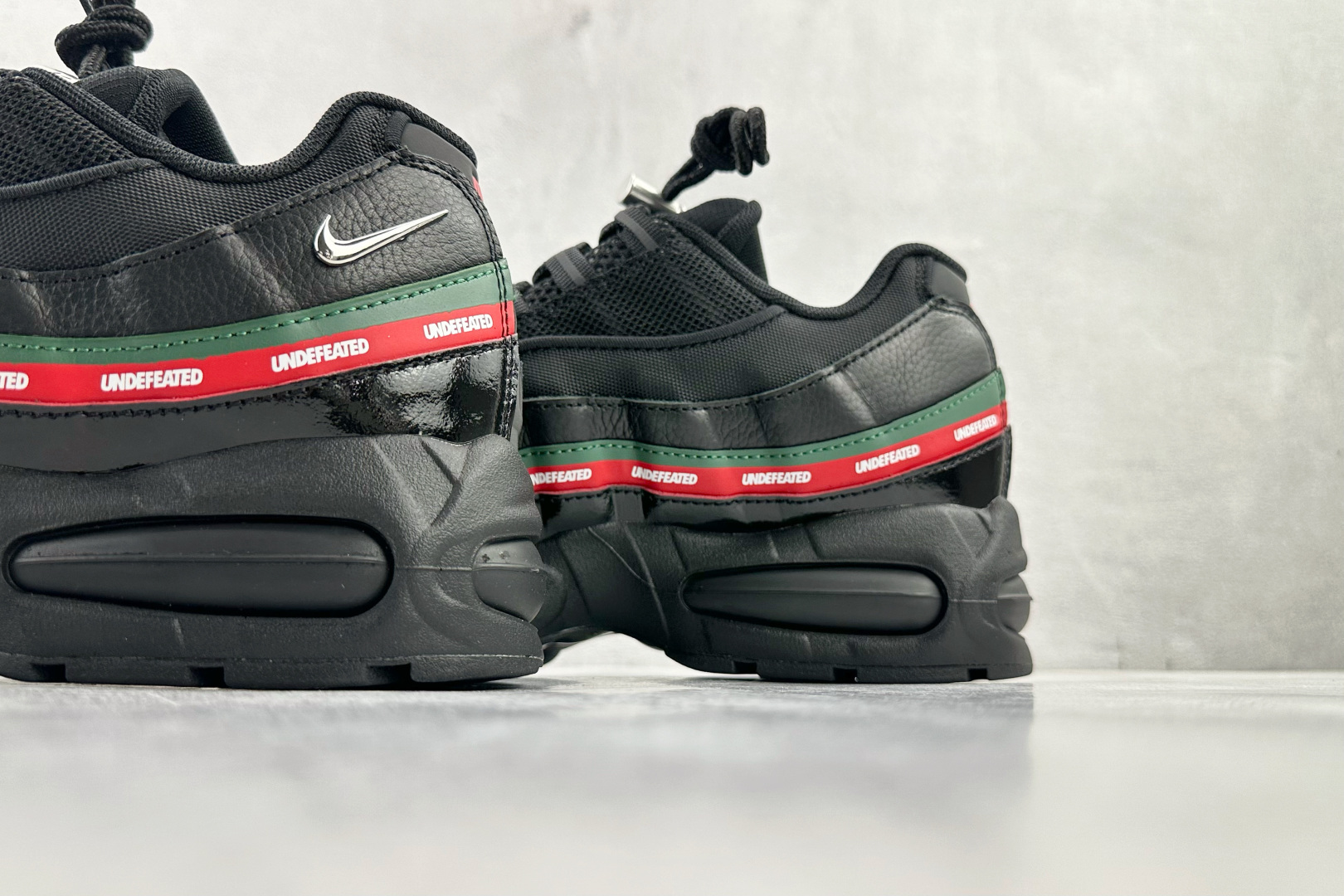 完美复刻 UNDEFEATED x Nike Air Max 95 黑红 IB4453-001-Top High Quatity Cheap Sneakers Fashion Clothing Clothes Bags handbags Shoes of all Brand wholesale With The best Quality And Beautiful Price from China Factory Chinese suppliers wholesaler seller 完美复刻 UNDEFEATED x Nike Air Max 95 黑红 IB4453-001