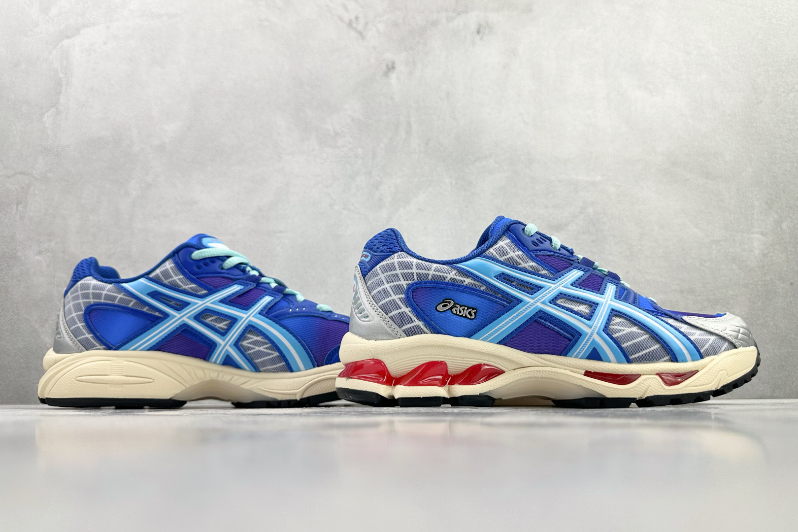 210 外贸订单 配色齐全 正确版本 完美还原 KITH x MARVEL x ASICS GEL-Nimbus 10.1 vs Capcom Mega Man 蓝色 MVC012398-Chinese UA Cheap High Quatity Brand Clothes Bags handbags Sneakers wholesale wholesaler seller from China Factory suppliers Fashion Clothing Shoes best Quality Beautiful Price 210 外贸订单 配色齐全 正确版本 完美还原 KITH x MARVEL x ASICS GEL-Nimbus 10.1 vs Capcom Mega Man 蓝色 MVC012398