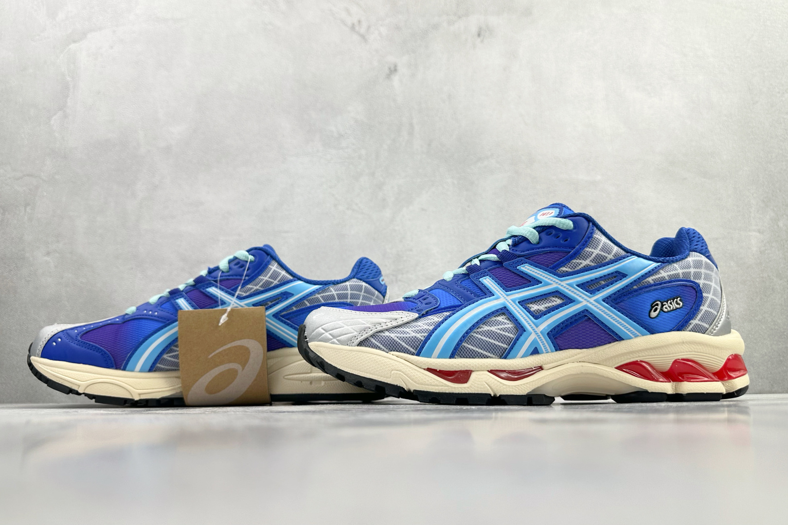 210 外贸订单 配色齐全 正确版本 完美还原 KITH x MARVEL x ASICS GEL-Nimbus 10.1 vs Capcom Mega Man 蓝色 MVC012398-Chinese UA Cheap High Quatity Brand Clothes Bags handbags Sneakers wholesale wholesaler seller from China Factory suppliers Fashion Clothing Shoes best Quality Beautiful Price 210 外贸订单 配色齐全 正确版本 完美还原 KITH x MARVEL x ASICS GEL-Nimbus 10.1 vs Capcom Mega Man 蓝色 MVC012398