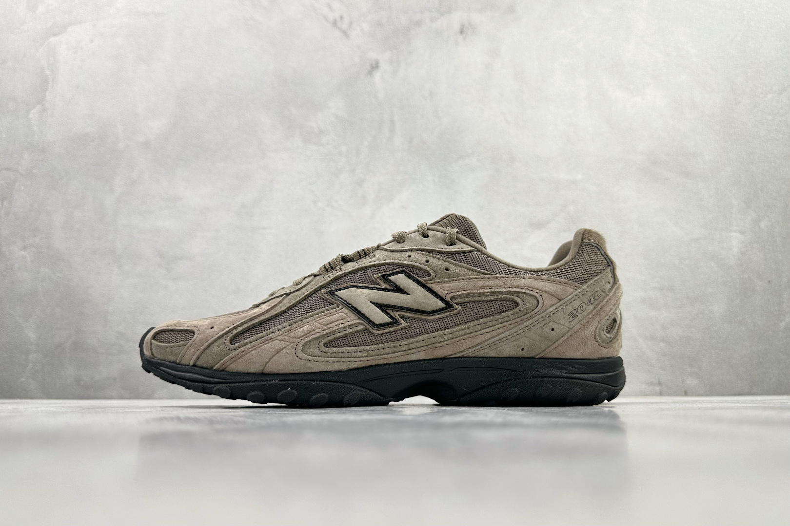 270 New Balance NB U204L CNY马年限定 棕色 U204L3K9-Chinese UA Cheap High Quatity Brand Clothes Bags handbags Sneakers wholesale wholesaler seller from China Factory suppliers Fashion Clothing Shoes best Quality Beautiful Price 270 New Balance NB U204L CNY马年限定 棕色 U204L3K9