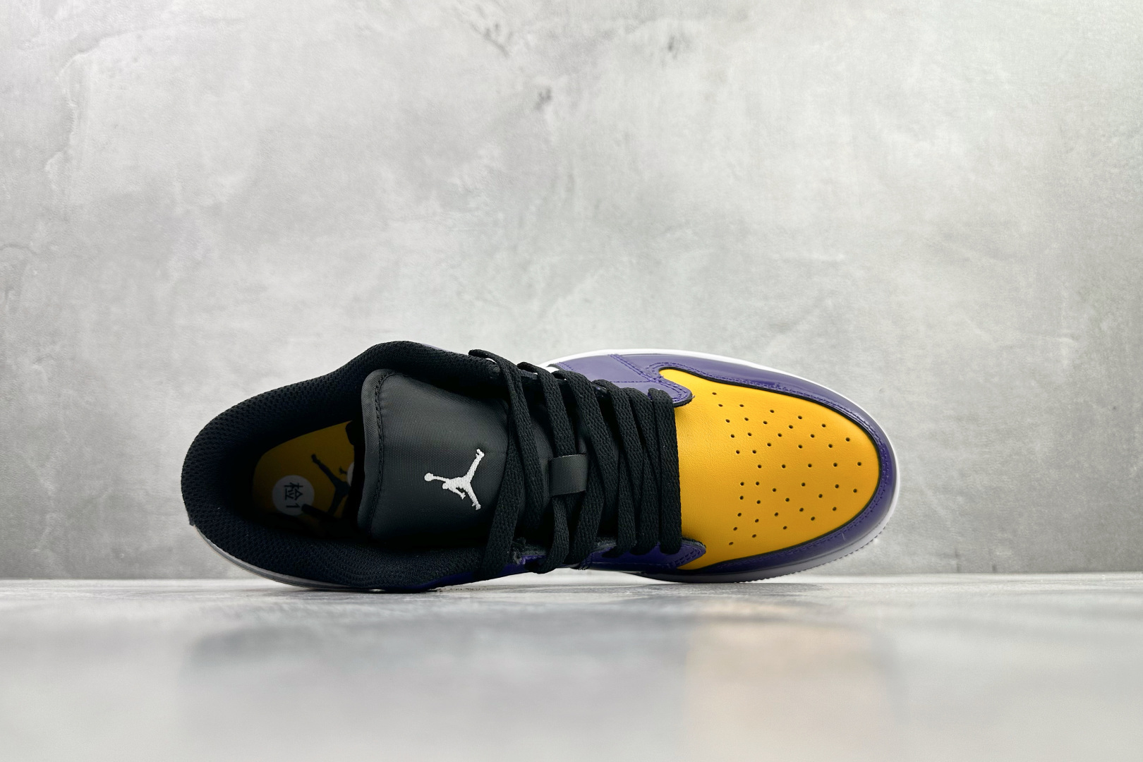 Jordan Air Jordan 1 SE 紫色 IQ9389-547-Top High Quatity Cheap Sneakers Fashion Clothing Clothes Bags handbags Shoes of all Brand wholesale With The best Quality And Beautiful Price from China Factory Chinese suppliers wholesaler seller Jordan Air Jordan 1 SE 紫色 IQ9389-547