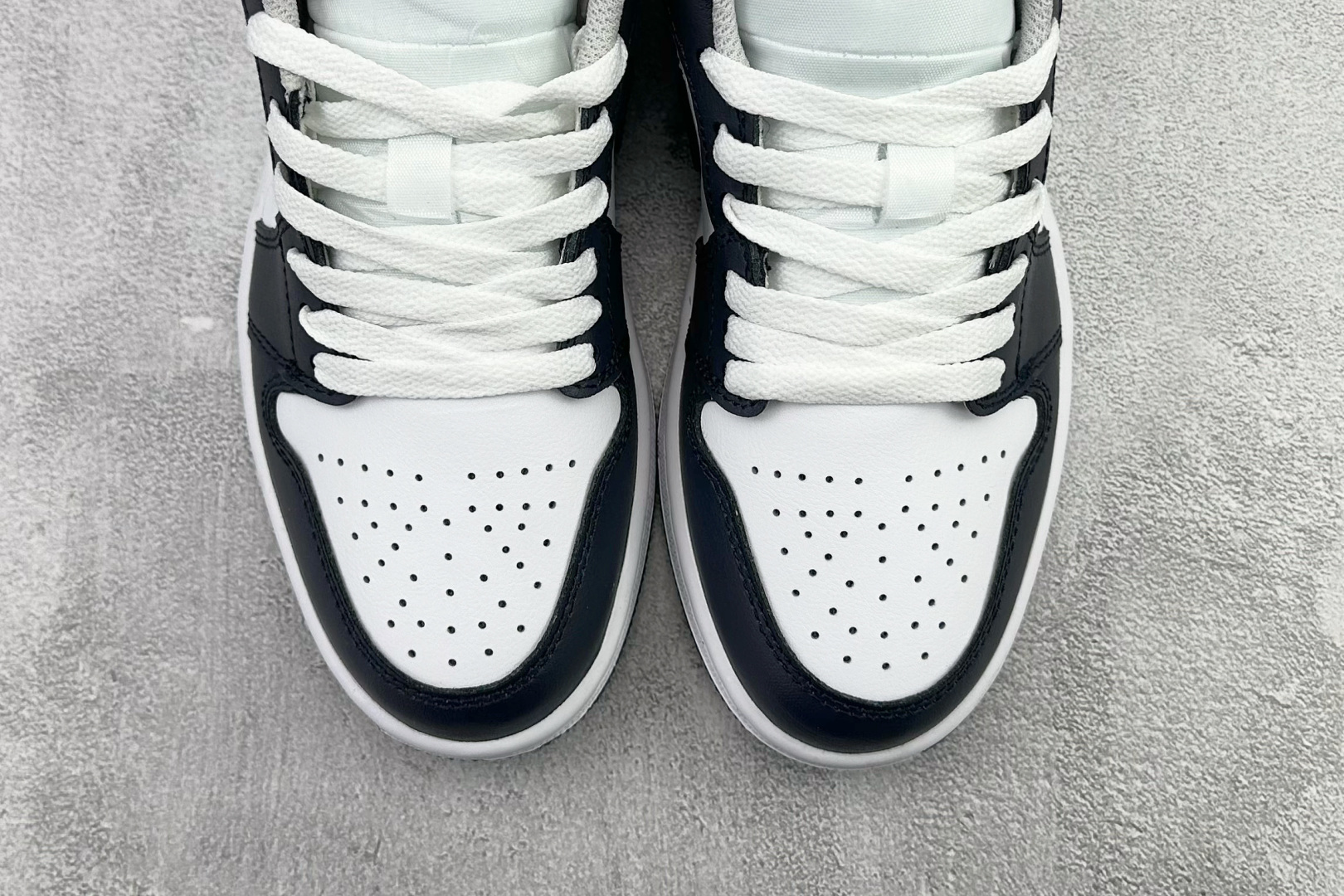 Jordan Air Jordan 1 Low 紫白色 553558-145-Top High Quatity Cheap Sneakers Fashion Clothing Clothes Bags handbags Shoes of all Brand wholesale With The best Quality And Beautiful Price from China Factory Chinese suppliers wholesaler seller Jordan Air Jordan 1 Low 紫白色 553558-145