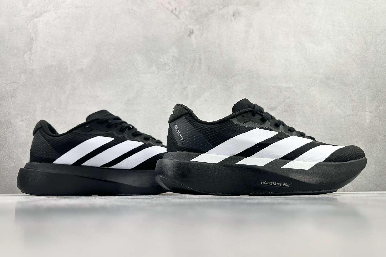 adidas Adizero Evo SL 黑白 KJ3595