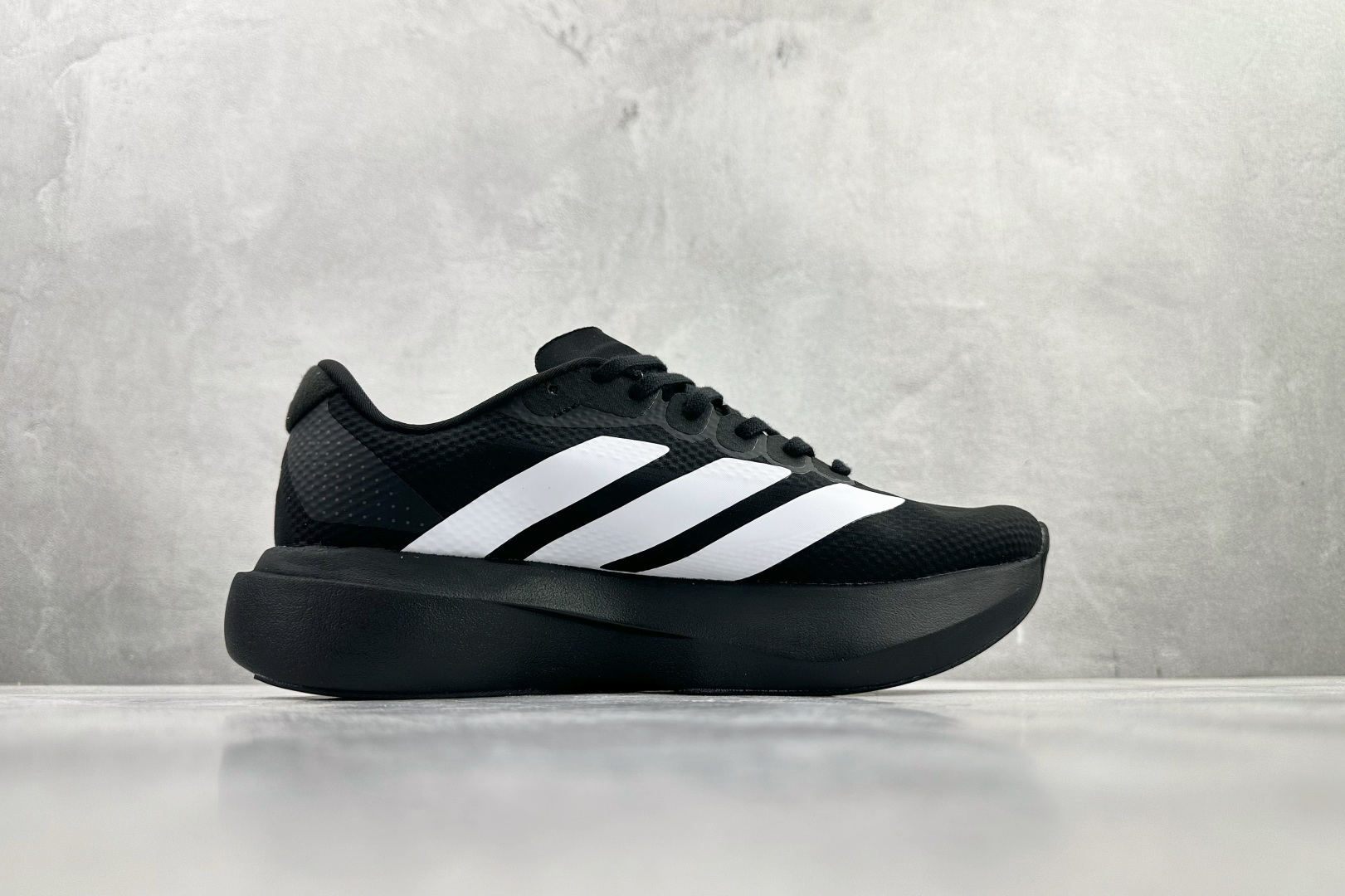 adidas Adizero Evo SL 黑白 KJ3595
