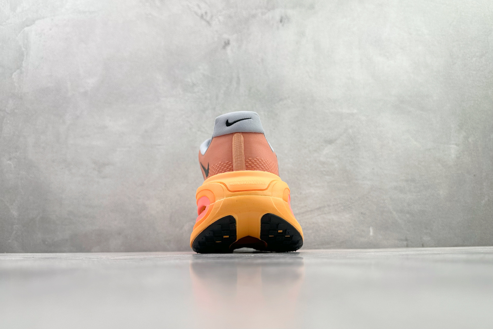 Nike Vomero Vomero Premium 橙色 HQ2050-769-Top High Quatity Cheap Sneakers Fashion Clothing Clothes Bags handbags Shoes of all Brand wholesale With The best Quality And Beautiful Price from China Factory Chinese suppliers wholesaler seller Nike Vomero Vomero Premium 橙色 HQ2050-769