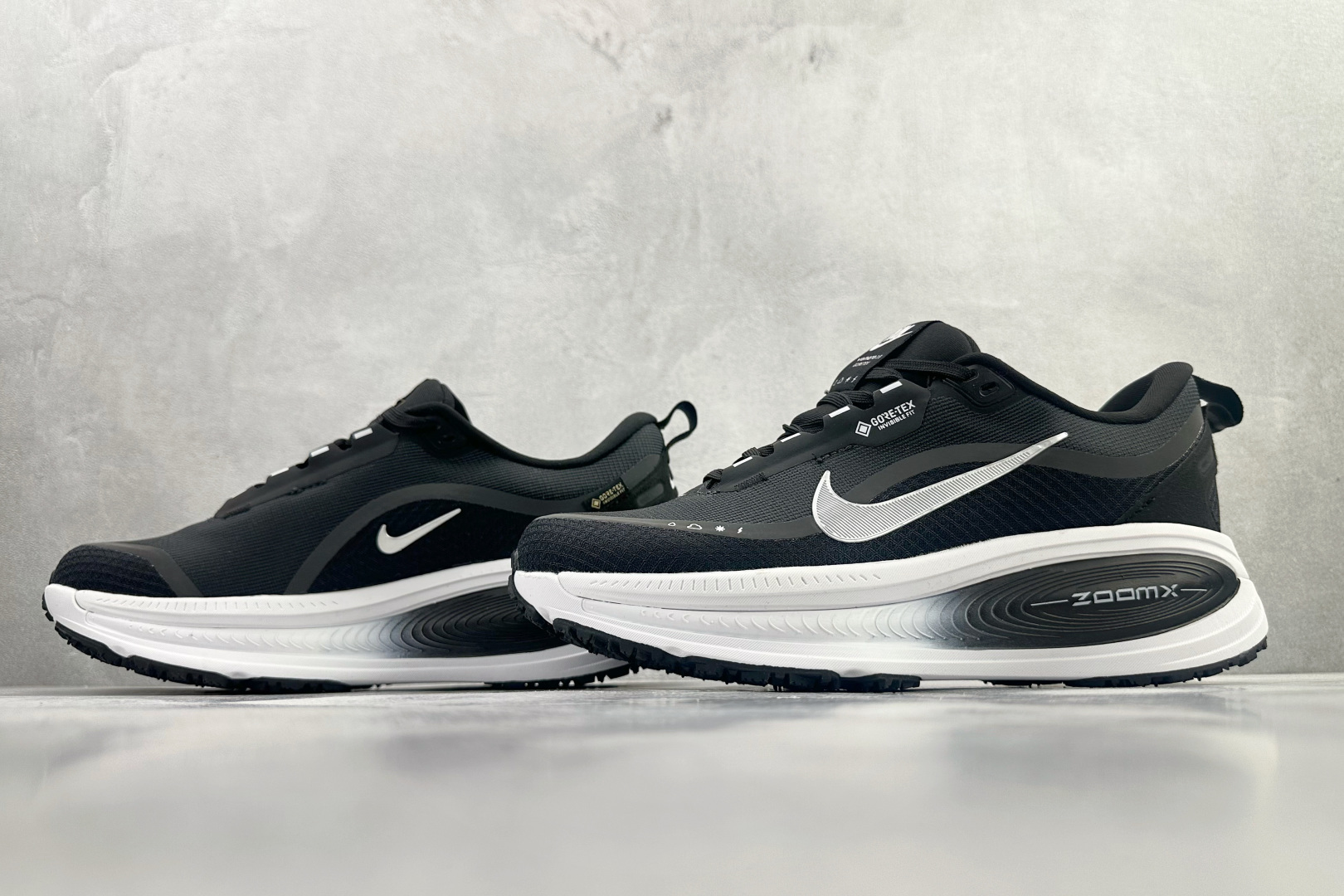 东南亚订单 Nike Vomero 18 GORE-TEX 黑白 HQ7001-002-Top High Quatity Cheap Sneakers Fashion Clothing Clothes Bags handbags Shoes of all Brand wholesale With The best Quality And Beautiful Price from China Factory Chinese suppliers wholesaler seller 东南亚订单 Nike Vomero 18 GORE-TEX 黑白 HQ7001-002
