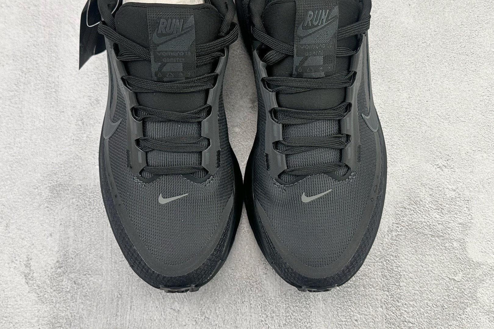 东南亚订单 Nike Vomero 18 GORE-TEX 黑色 HQ7001-001-Top High Quatity Cheap Sneakers Fashion Clothing Clothes Bags handbags Shoes of all Brand wholesale With The best Quality And Beautiful Price from China Factory Chinese suppliers wholesaler seller 东南亚订单 Nike Vomero 18 GORE-TEX 黑色 HQ7001-001