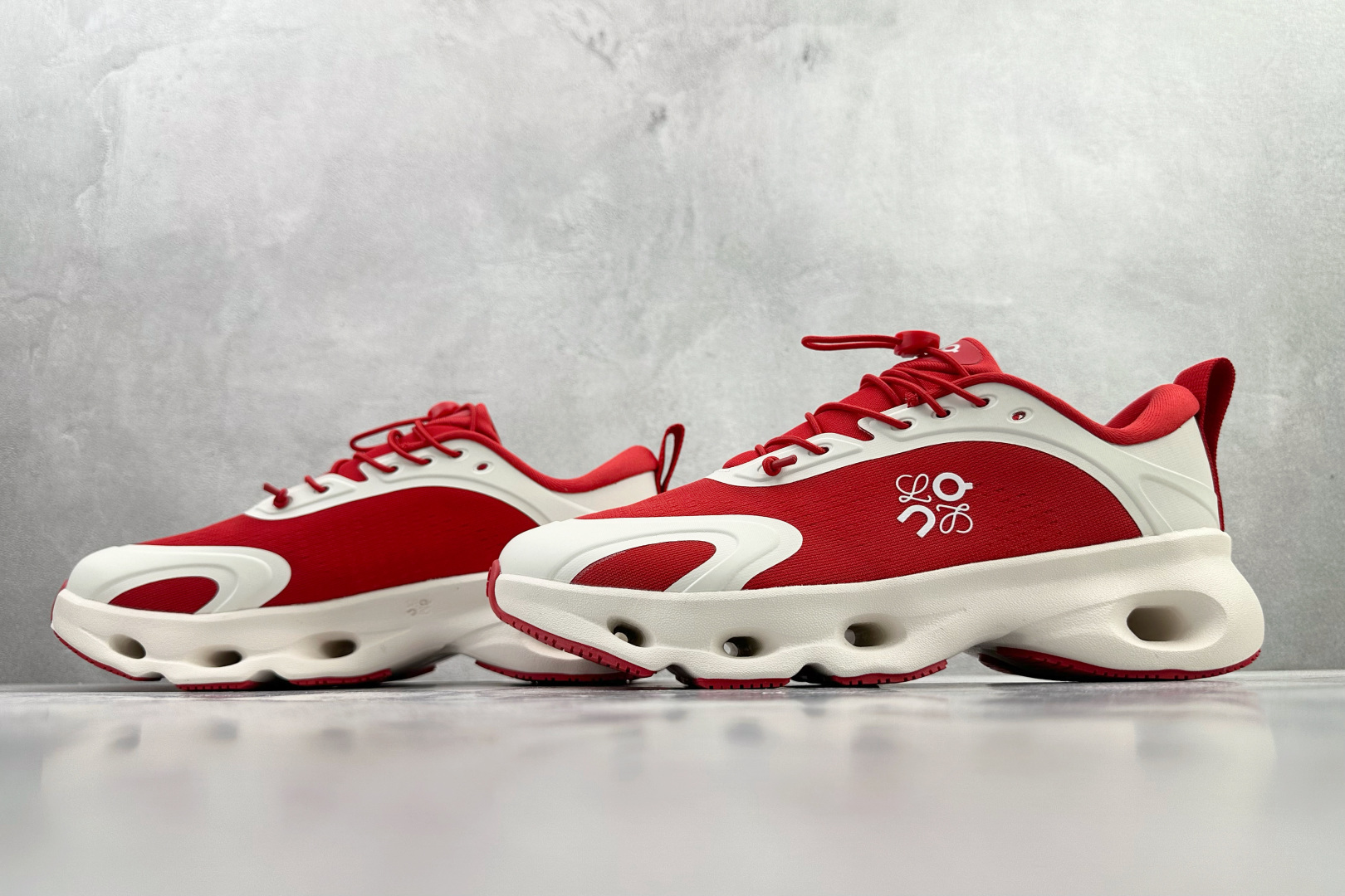 【ON东莞版】开发数月 年末重磅来袭 正确细节 完美还原 LOEWE罗意威 x ON昂跑 联名款 Clo