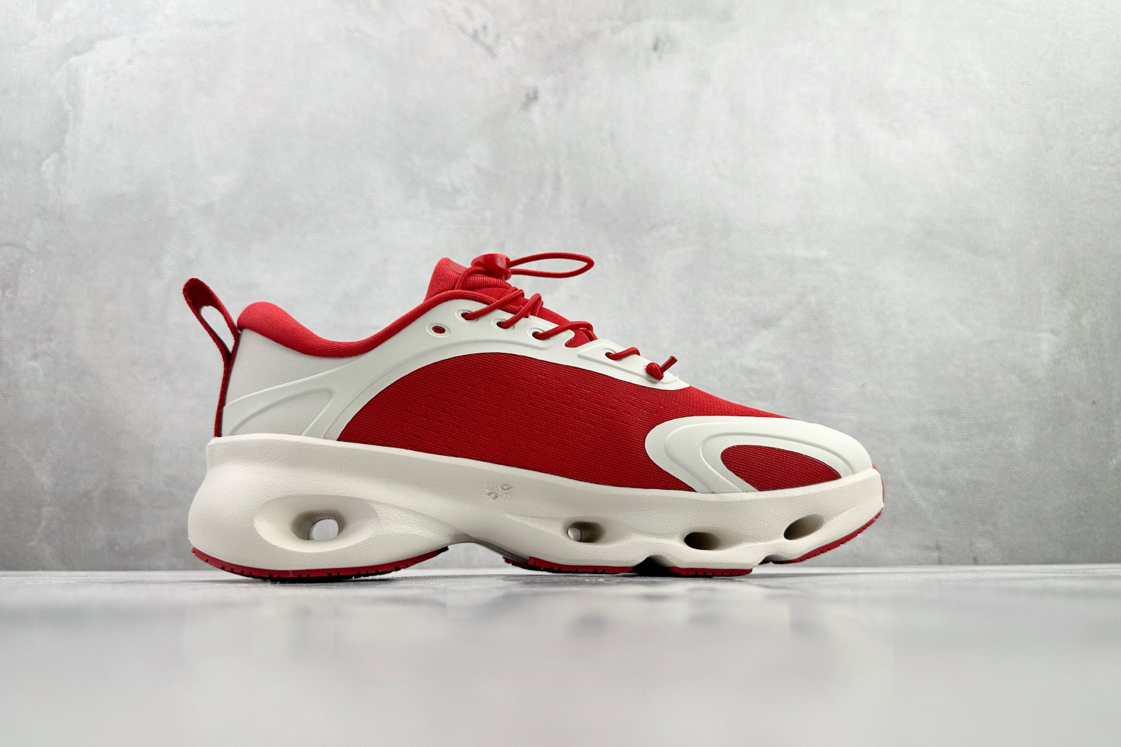 【ON东莞版】开发数月 年末重磅来袭 正确细节 完美还原 LOEWE罗意威 x ON昂跑 联名款 Clo