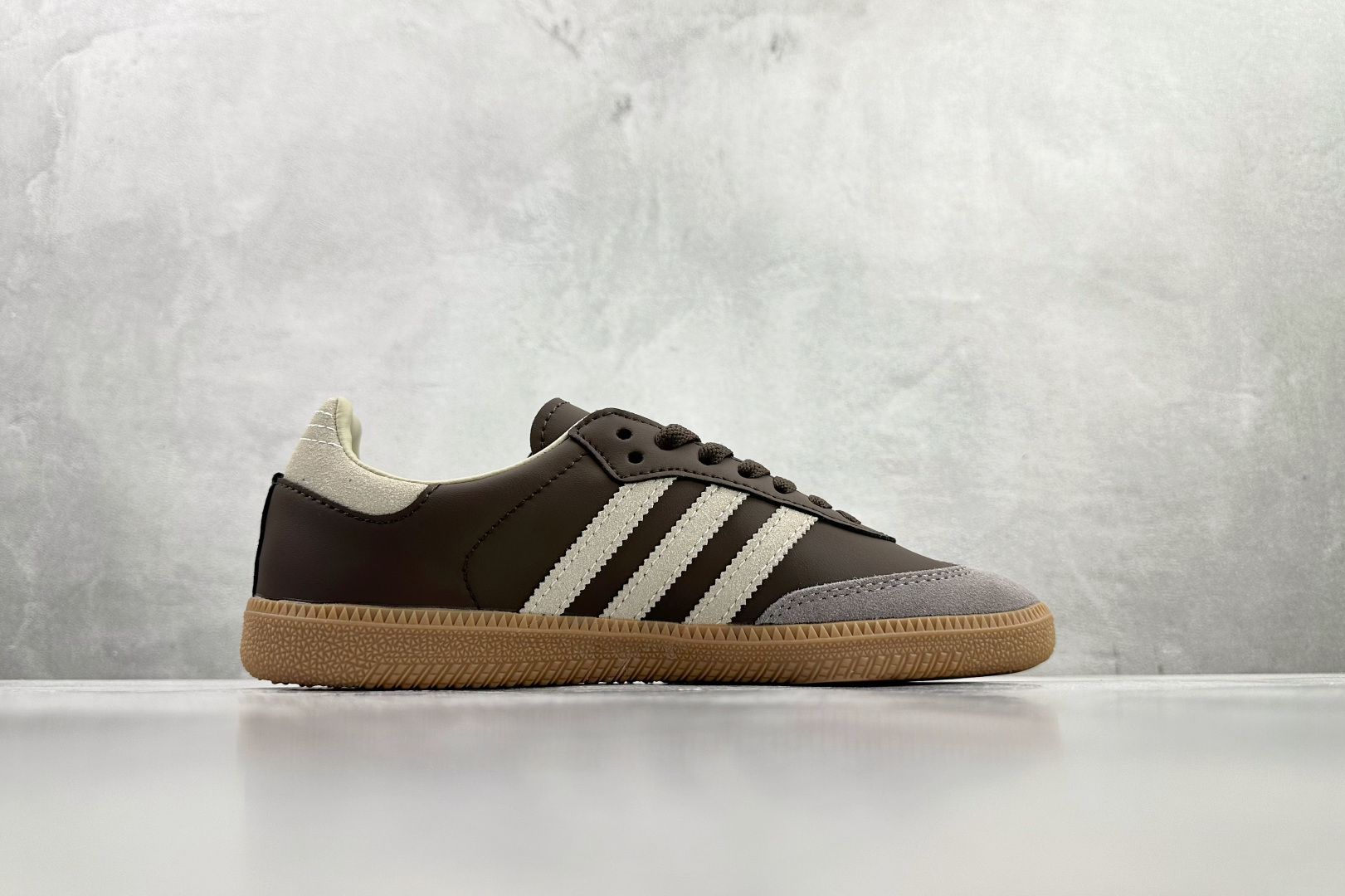 出口订单 adidas originals SAMBA 棕色 ID1481-Top High Quatity Cheap Sneakers Fashion Clothing Clothes Bags handbags Shoes of all Brand wholesale With The best Quality And Beautiful Price from China Factory Chinese suppliers wholesaler seller 出口订单 adidas originals SAMBA 棕色 ID1481