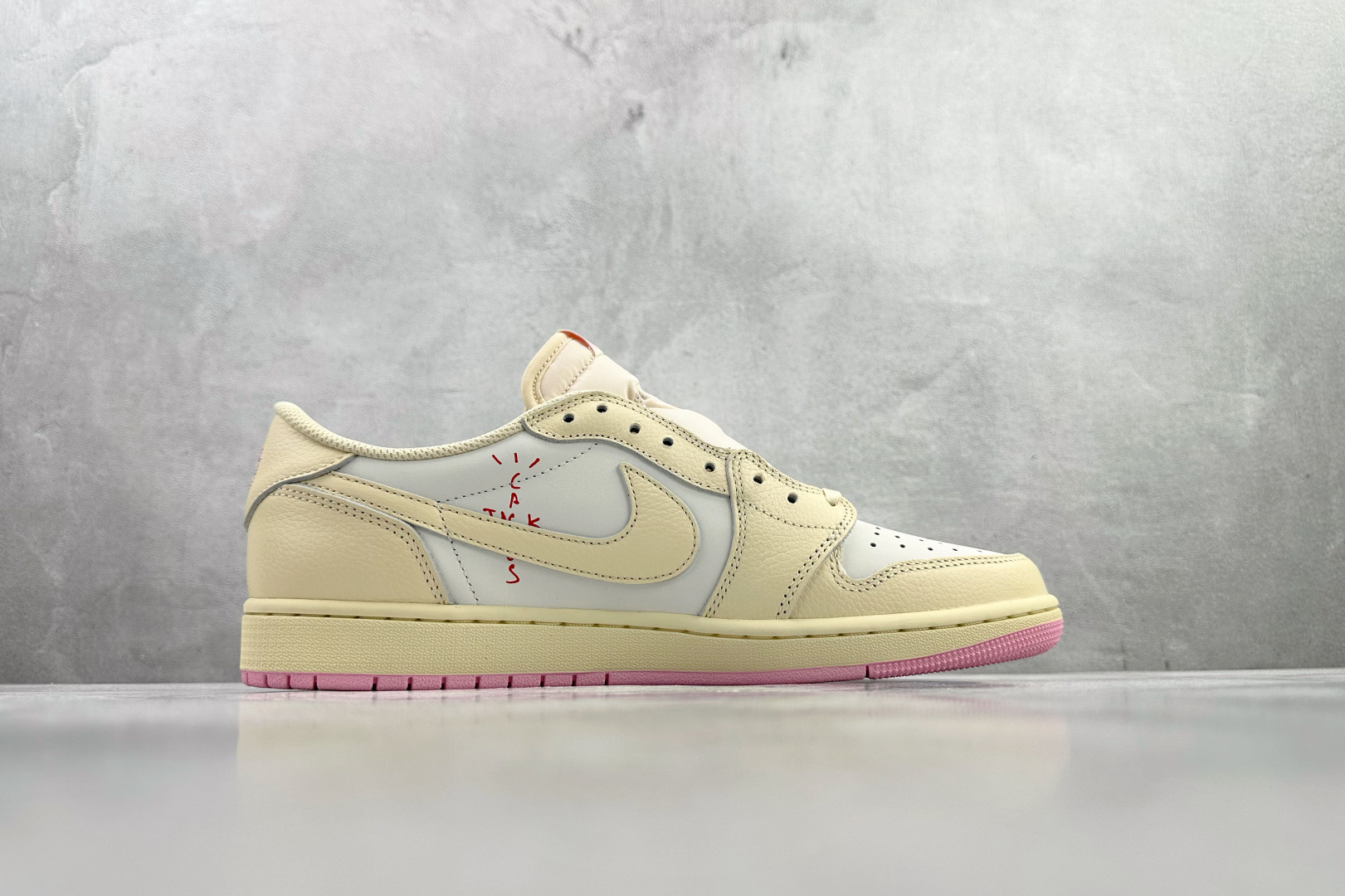外贸专供 Travis Scott x Jordan Air Jordan 1 倒钩 柔粉色 IQ760-100-Top High Quatity Cheap Sneakers Fashion Clothing Clothes Bags handbags Shoes of all Brand wholesale With The best Quality And Beautiful Price from China Factory Chinese suppliers wholesaler seller 外贸专供 Travis Scott x Jordan Air Jordan 1 倒钩 柔粉色 IQ760-100