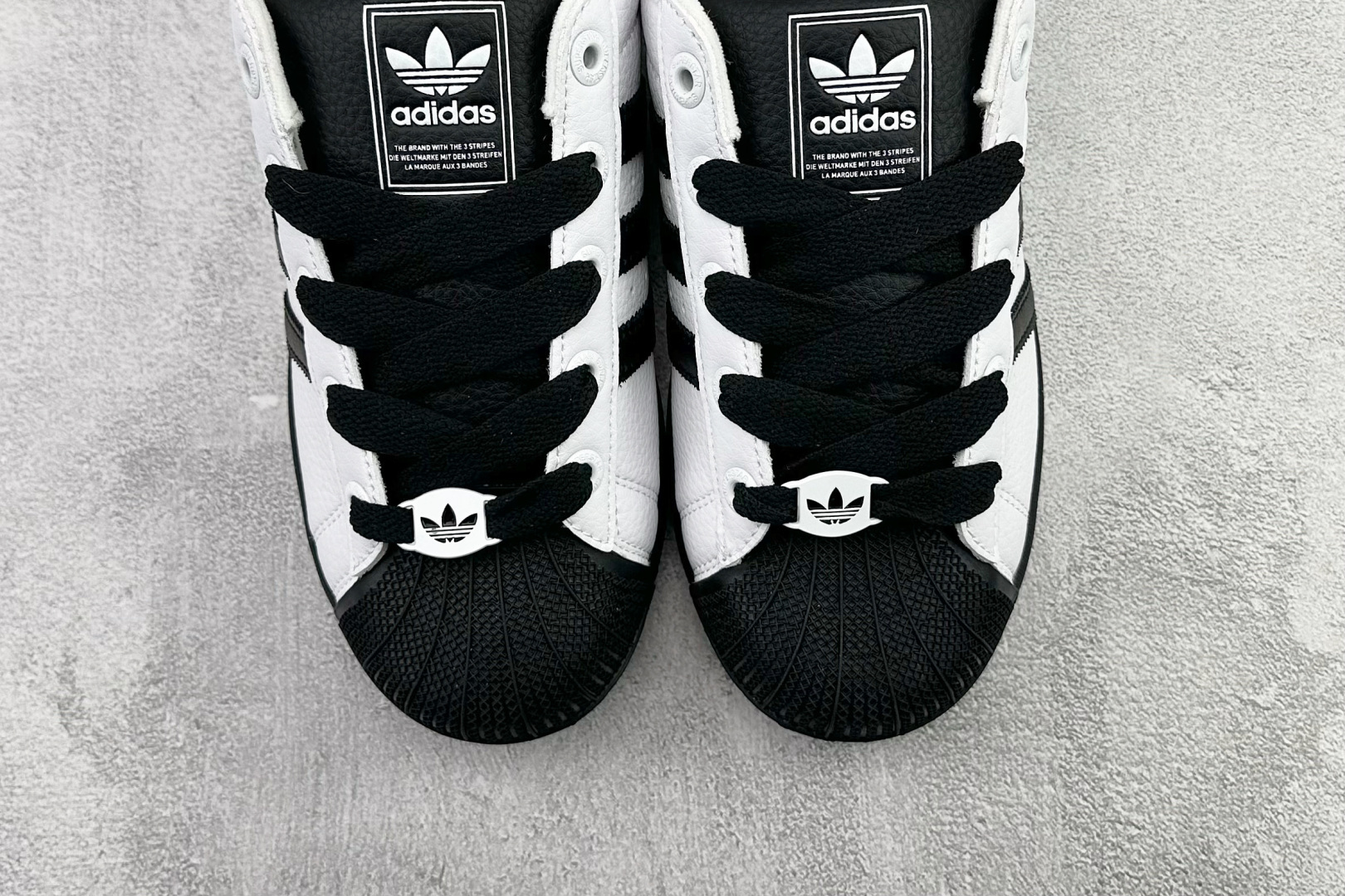 adidas originals Super2白黑 KK4473-Top High Quatity Cheap Sneakers Fashion Clothing Clothes Bags handbags Shoes of all Brand wholesale With The best Quality And Beautiful Price from China Factory Chinese suppliers wholesaler seller adidas originals Super2白黑 KK4473