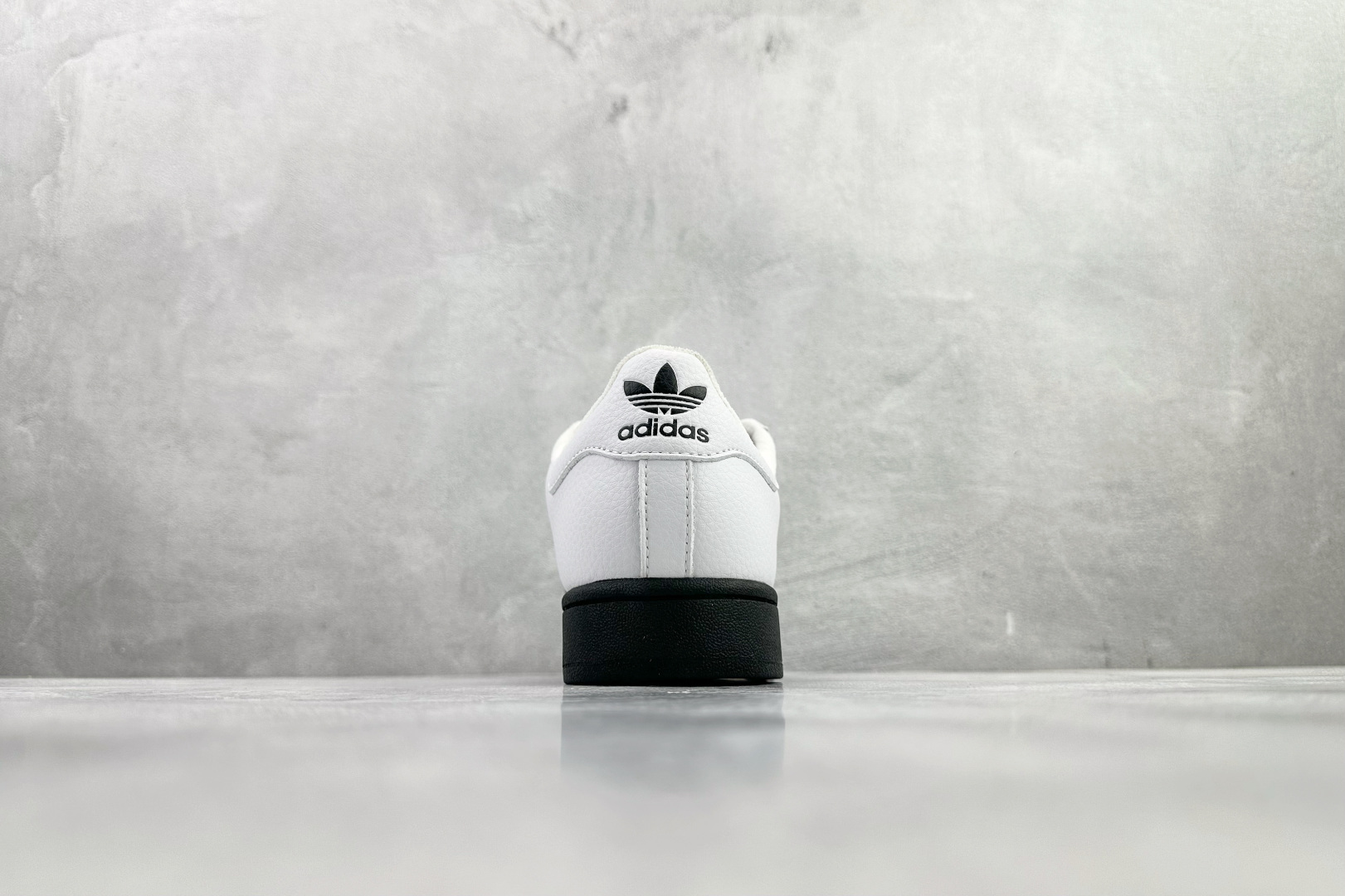 adidas originals Super2白黑 KK4473-Top High Quatity Cheap Sneakers Fashion Clothing Clothes Bags handbags Shoes of all Brand wholesale With The best Quality And Beautiful Price from China Factory Chinese suppliers wholesaler seller adidas originals Super2白黑 KK4473