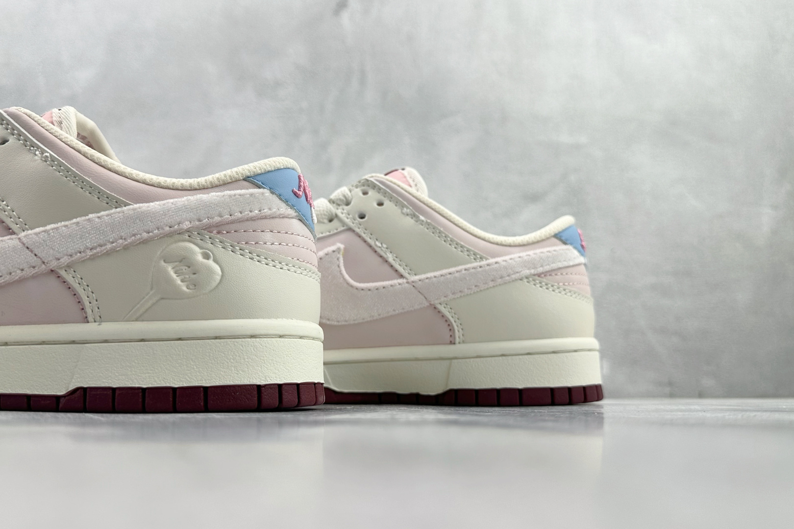 Nike Dunk Low ”Valentine’s Day” 情人节限定 米粉 IQ1145-610-Top High Quatity Cheap Sneakers Fashion Clothing Clothes Bags handbags Shoes of all Brand wholesale With The best Quality And Beautiful Price from China Factory Chinese suppliers wholesaler seller Nike Dunk Low ”Valentine’s Day” 情人节限定 米粉 IQ1145-610