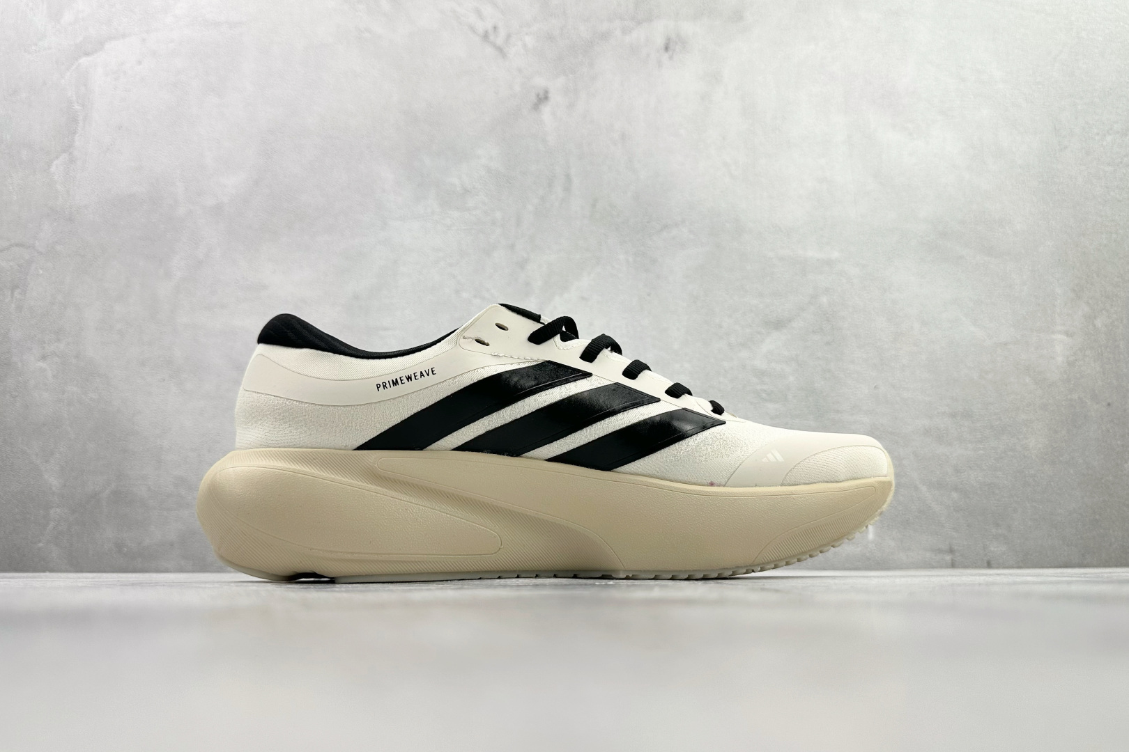 出口订单 Adidas Supernova Solution 3 M 米白 KK1203-Top High Quatity Cheap Sneakers Fashion Clothing Clothes Bags handbags Shoes of all Brand wholesale With The best Quality And Beautiful Price from China Factory Chinese suppliers wholesaler seller 出口订单 Adidas Supernova Solution 3 M 米白 KK1203