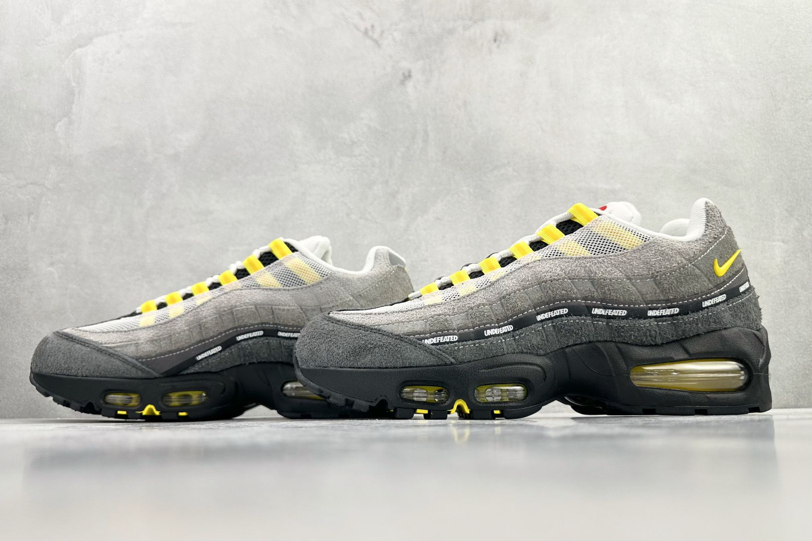 原厂特供 UNDEFEATED x Nike Air Max 95 SP 上海限定 灰黄 IB4523-002
