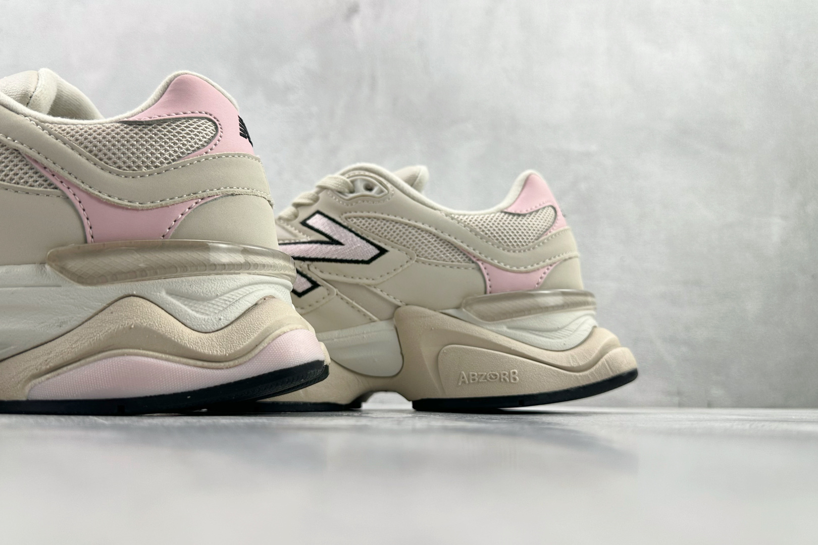 大厂出品 New Balance NB 9060 米粉 U9060AJD-Top High Quatity Cheap Sneakers Fashion Clothing Clothes Bags handbags Shoes of all Brand wholesale With The best Quality And Beautiful Price from China Factory Chinese suppliers wholesaler seller 大厂出品 New Balance NB 9060 米粉 U9060AJD