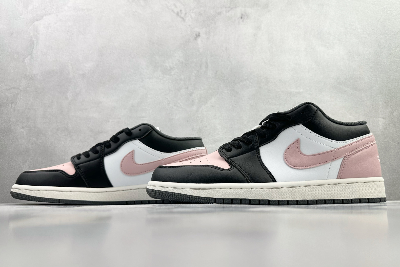 Jordan Air Jordan 1 Low 暴力粉 553560-044