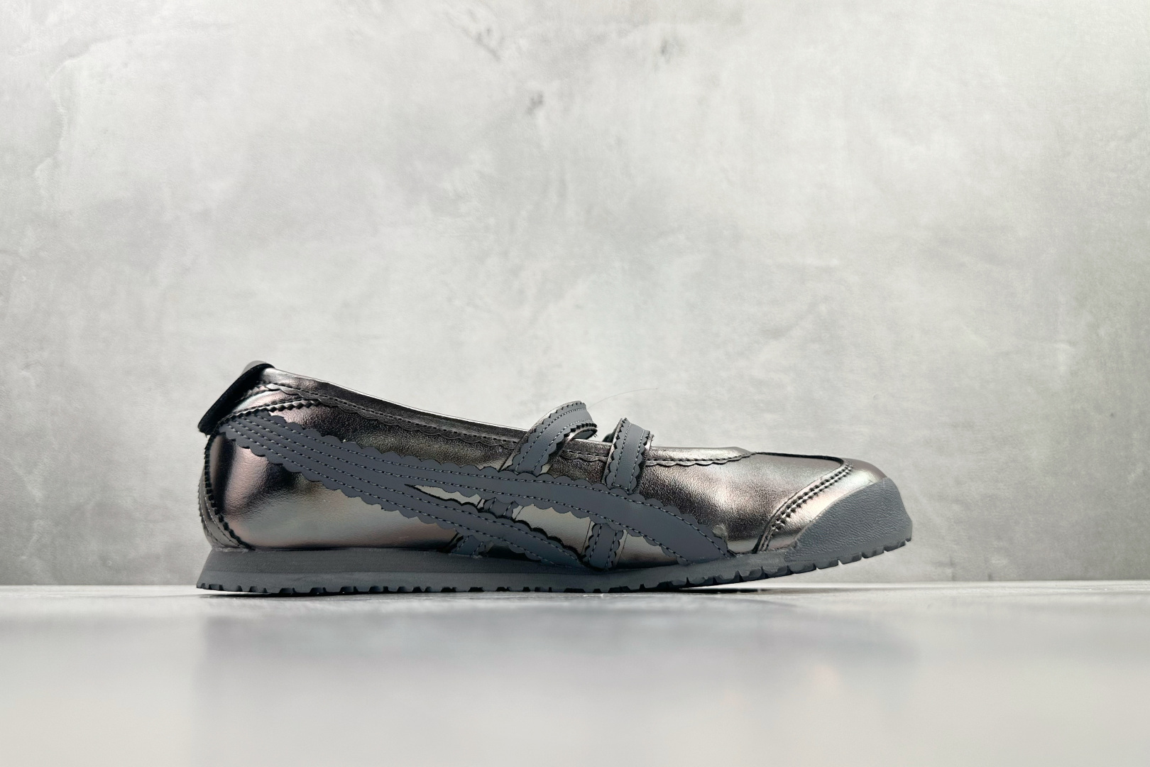 160 Onitsuka Tiger鬼塚虎 MEXICO 66 TGRS 黑色 1182A708-020-Chinese UA Cheap High Quatity Brand Clothes Bags handbags Sneakers wholesale wholesaler seller from China Factory suppliers Fashion Clothing Shoes best Quality Beautiful Price 160 Onitsuka Tiger鬼塚虎 MEXICO 66 TGRS 黑色 1182A708-020