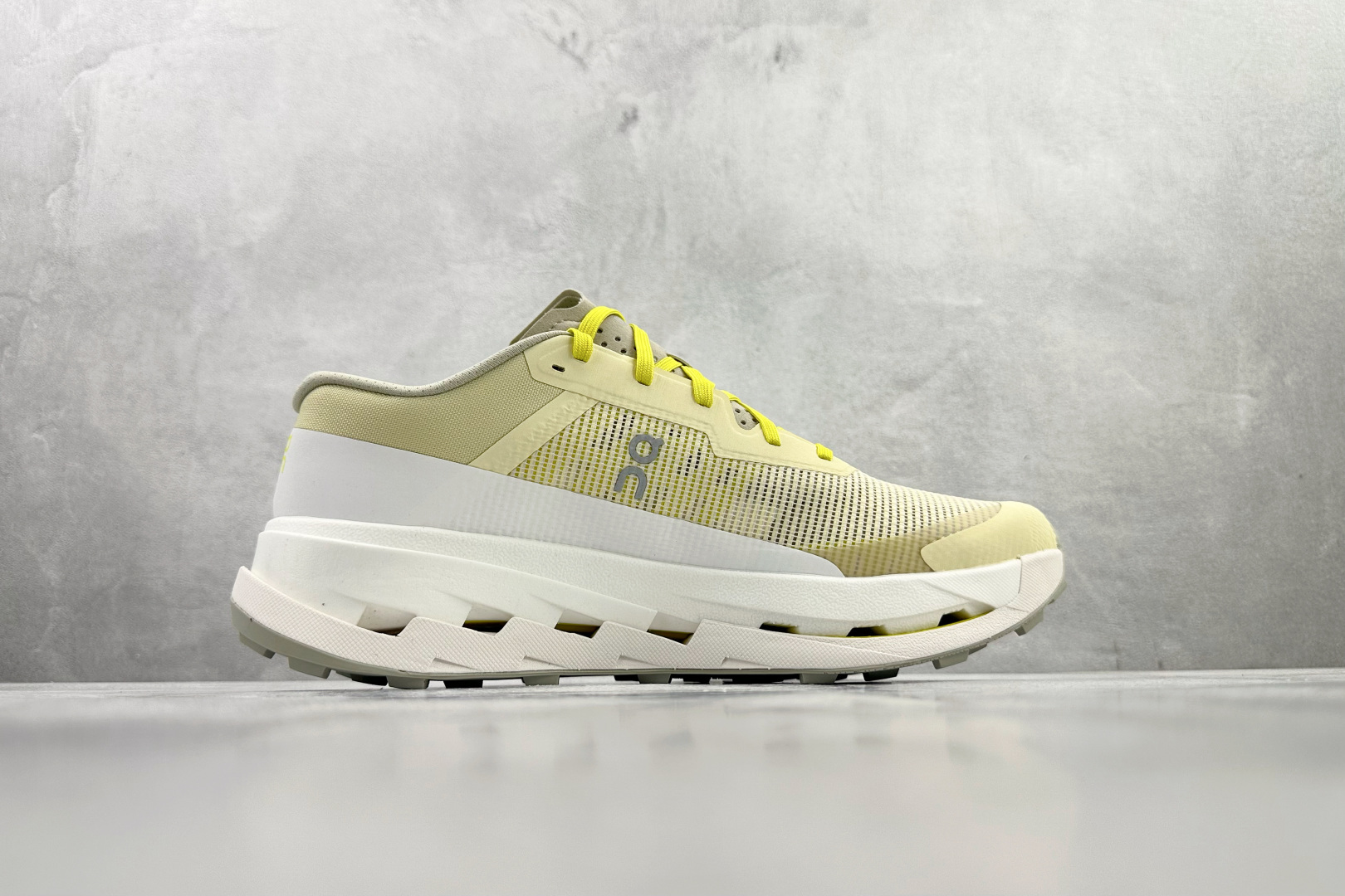 270 On Cloudultra 3 黄色 3MF3023-Chinese UA Cheap High Quatity Brand Clothes Bags handbags Sneakers wholesale wholesaler seller from China Factory suppliers Fashion Clothing Shoes best Quality Beautiful Price 270 On Cloudultra 3 黄色 3MF3023