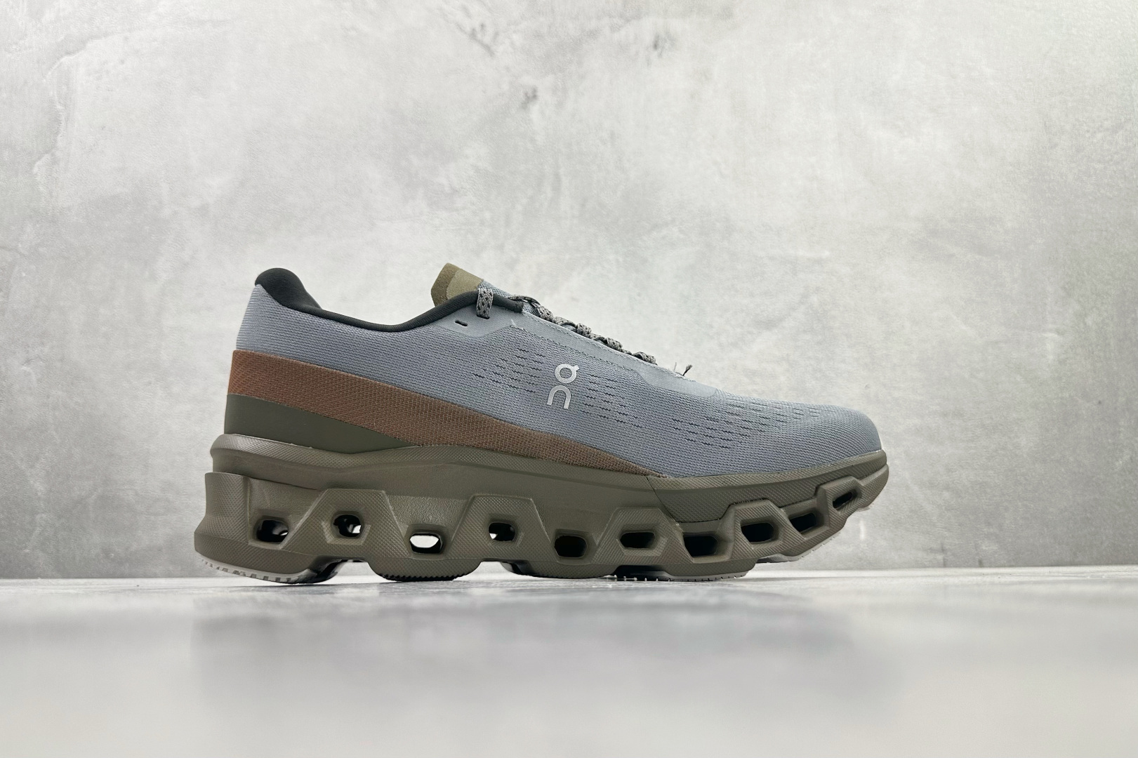 260 PLEASURES x The Loop x On Cloudmonster 2 灰色 3WF1039-Chinese UA Cheap High Quatity Brand Clothes Bags handbags Sneakers wholesale wholesaler seller from China Factory suppliers Fashion Clothing Shoes best Quality Beautiful Price 260 PLEASURES x The Loop x On Cloudmonster 2 灰色 3WF1039