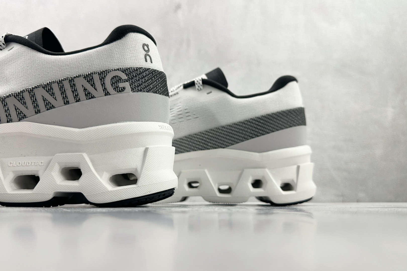 On Cloudmonster 2 雾白 3ME1012-Top High Quatity Cheap Sneakers Fashion Clothing Clothes Bags handbags Shoes of all Brand wholesale With The best Quality And Beautiful Price from China Factory Chinese suppliers wholesaler seller On Cloudmonster 2 雾白 3ME1012