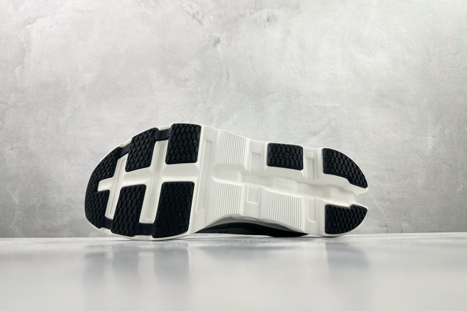 On Cloudmonster 2 雾白 3ME1012-Top High Quatity Cheap Sneakers Fashion Clothing Clothes Bags handbags Shoes of all Brand wholesale With The best Quality And Beautiful Price from China Factory Chinese suppliers wholesaler seller On Cloudmonster 2 雾白 3ME1012
