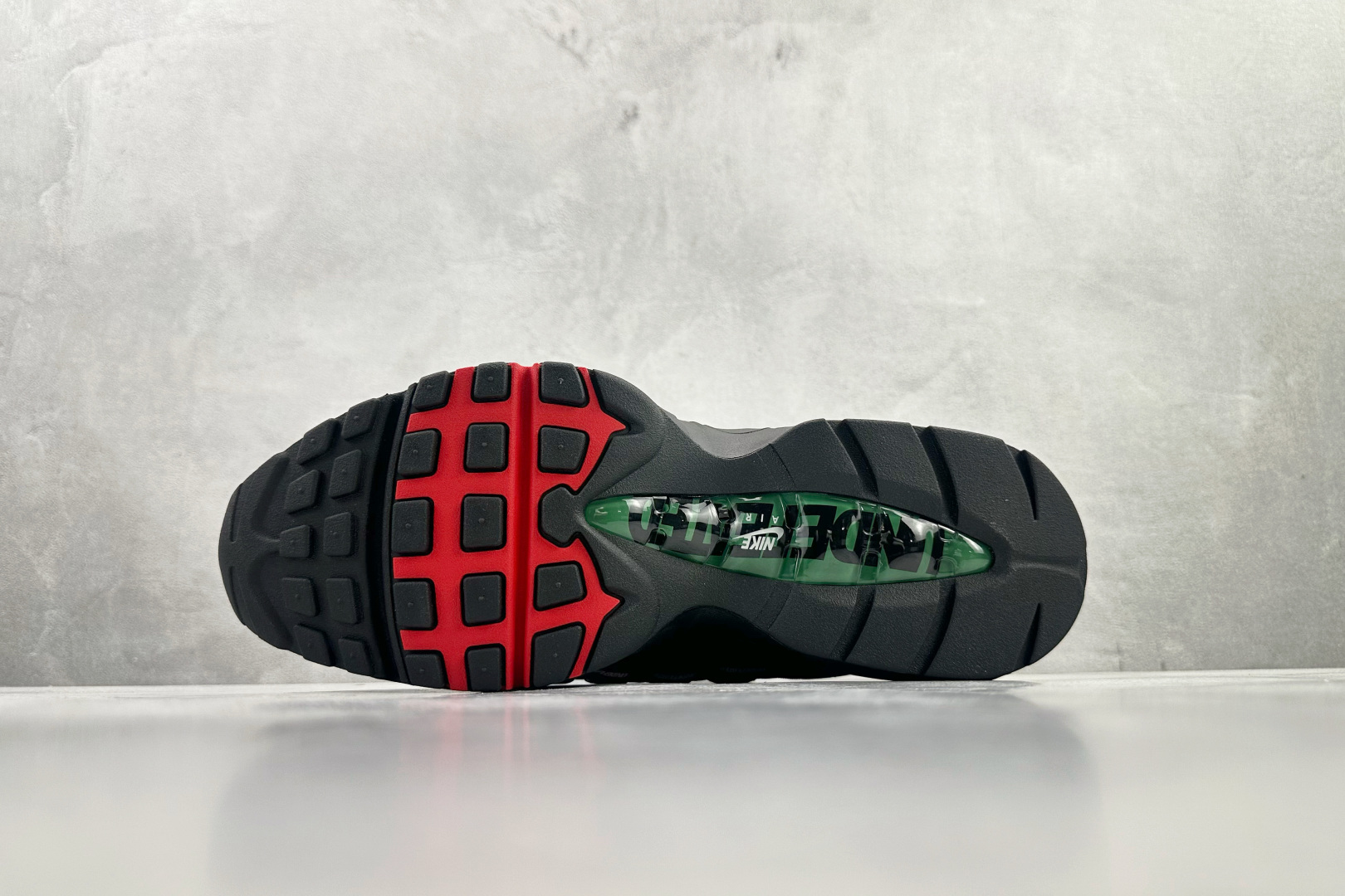 340 口碑神作 UNDEFEATED x Nike Air Max 95 黑红 IB4453-001-Chinese UA Cheap High Quatity Brand Clothes Bags handbags Sneakers wholesale wholesaler seller from China Factory suppliers Fashion Clothing Shoes best Quality Beautiful Price 340 口碑神作 UNDEFEATED x Nike Air Max 95 黑红 IB4453-001