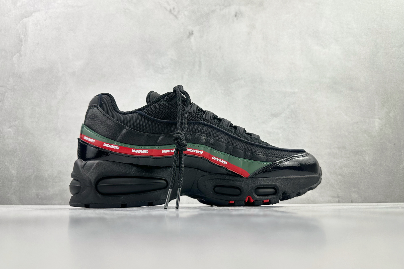 340 口碑神作 UNDEFEATED x Nike Air Max 95 黑红 IB4453-001-Chinese UA Cheap High Quatity Brand Clothes Bags handbags Sneakers wholesale wholesaler seller from China Factory suppliers Fashion Clothing Shoes best Quality Beautiful Price 340 口碑神作 UNDEFEATED x Nike Air Max 95 黑红 IB4453-001