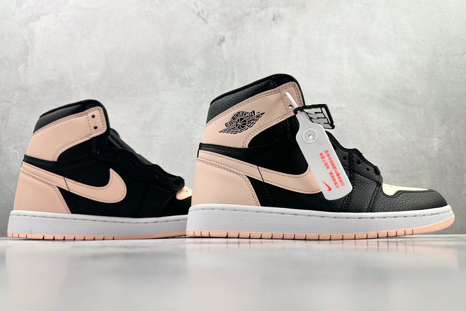 Jordan Air Jordan 1 Retro High Crimson Tint OG款 黑粉脚趾 2019年版 555088-081-Top High Quatity Cheap Sneakers Fashion Clothing Clothes Bags handbags Shoes of all Brand wholesale With The best Quality And Beautiful Price from China Factory Chinese suppliers wholesaler seller Jordan Air Jordan 1 Retro High Crimson Tint OG款 黑粉脚趾 2019年版 555088-081