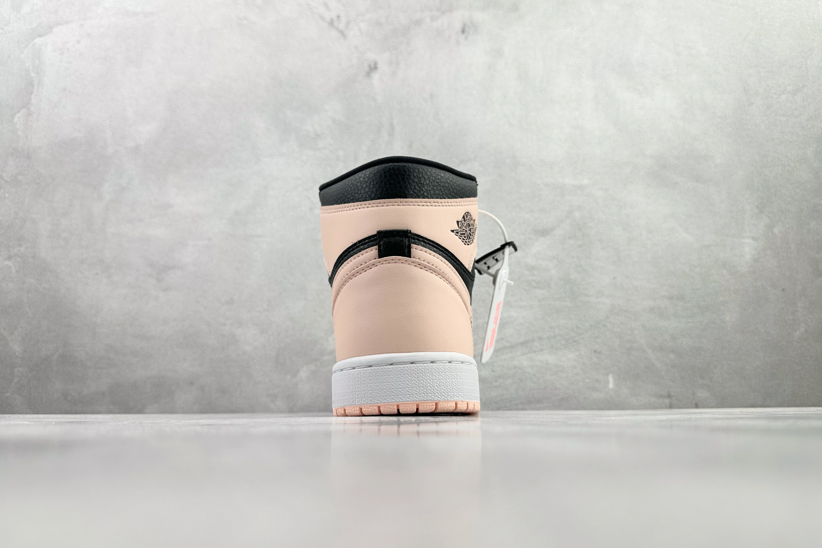 Jordan Air Jordan 1 Retro High Crimson Tint OG款 黑粉脚趾 2019年版 555088-081-Top High Quatity Cheap Sneakers Fashion Clothing Clothes Bags handbags Shoes of all Brand wholesale With The best Quality And Beautiful Price from China Factory Chinese suppliers wholesaler seller Jordan Air Jordan 1 Retro High Crimson Tint OG款 黑粉脚趾 2019年版 555088-081